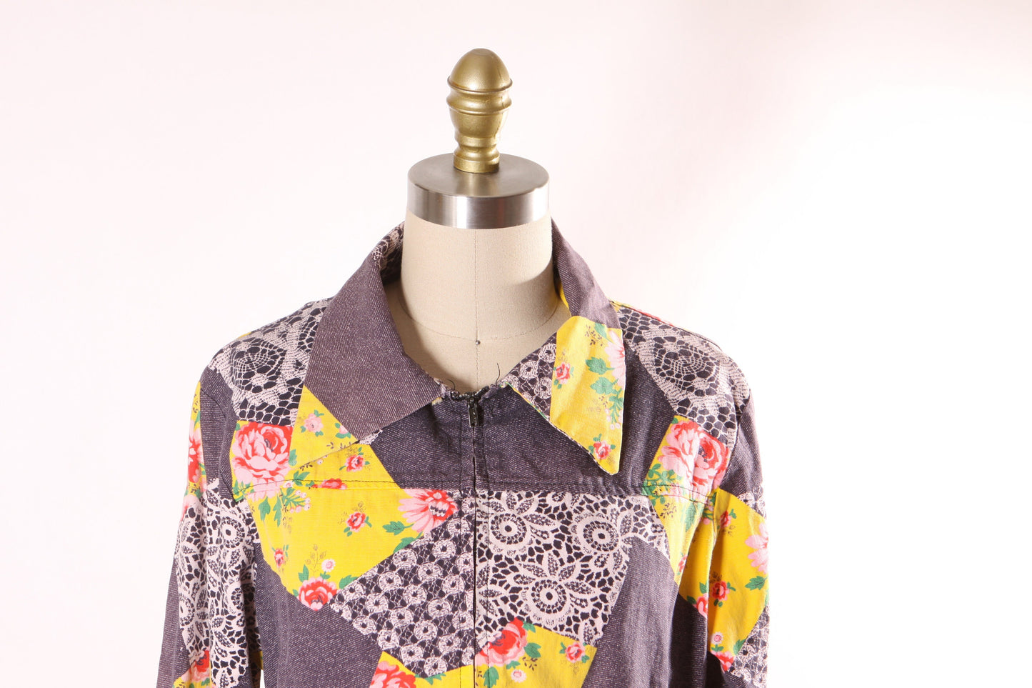 Late 1960s Blue Denim, White Lace and Floral Patchwork Print Long Sleeve Zip Up Front Blouse -M