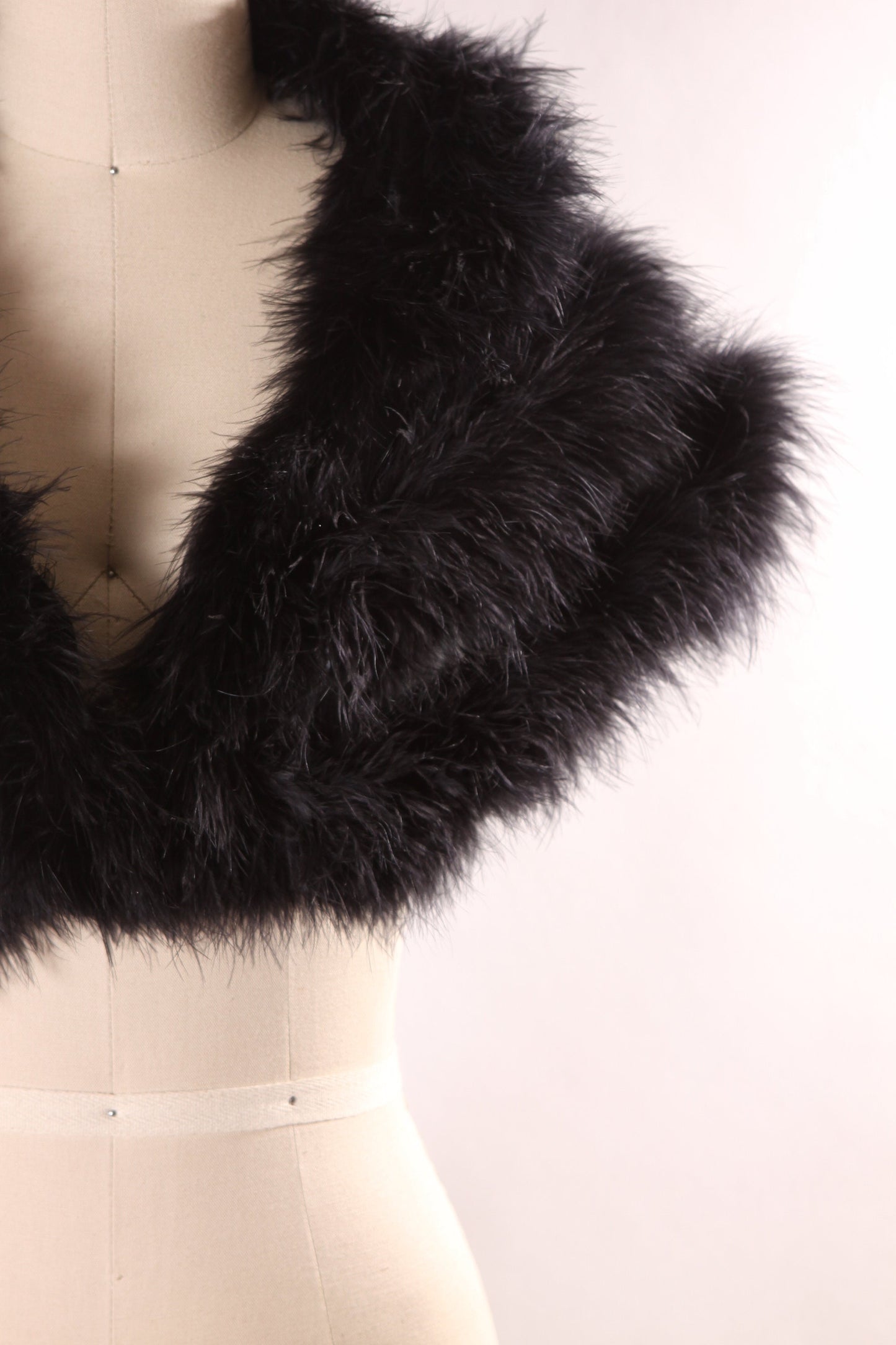 Late 1960s Early 1970s Black Marabou Feather Shoulder Wrap