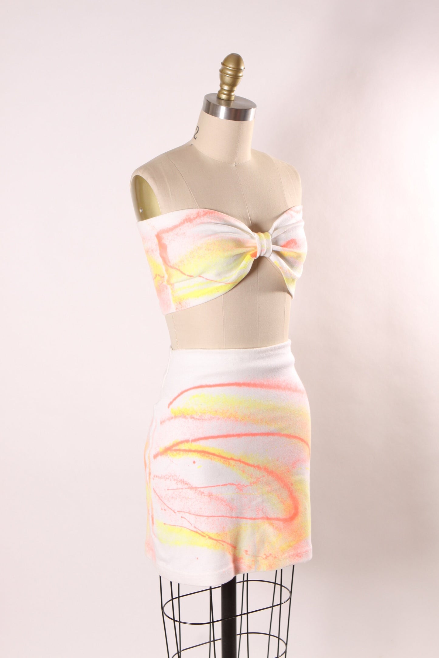 1980s White, Pink and Yellow Paint Splatter Stretch Bikini Tube Top High Waisted Mini Skirt Two Piece Outfit -L