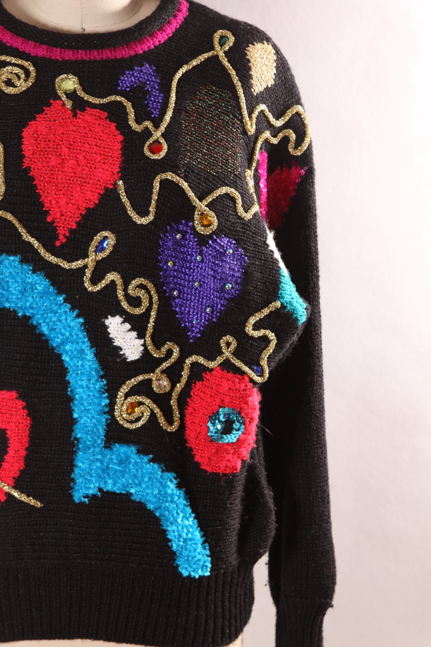 1980s Black, Pink, Blue and Gold Abstract Geometric Heart Knit Pullover Sweater by Jaclyn Smith -L