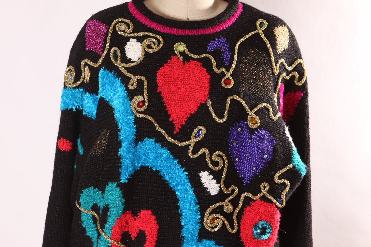 1980s Black, Pink, Blue and Gold Abstract Geometric Heart Knit Pullover Sweater by Jaclyn Smith -L