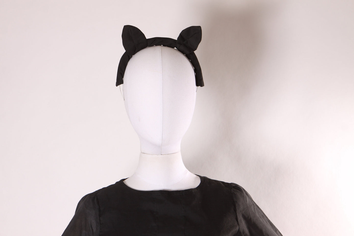 1970s Black Cat Long Sleeve Blouse with Cat Ear Headband Halloween Costume -S