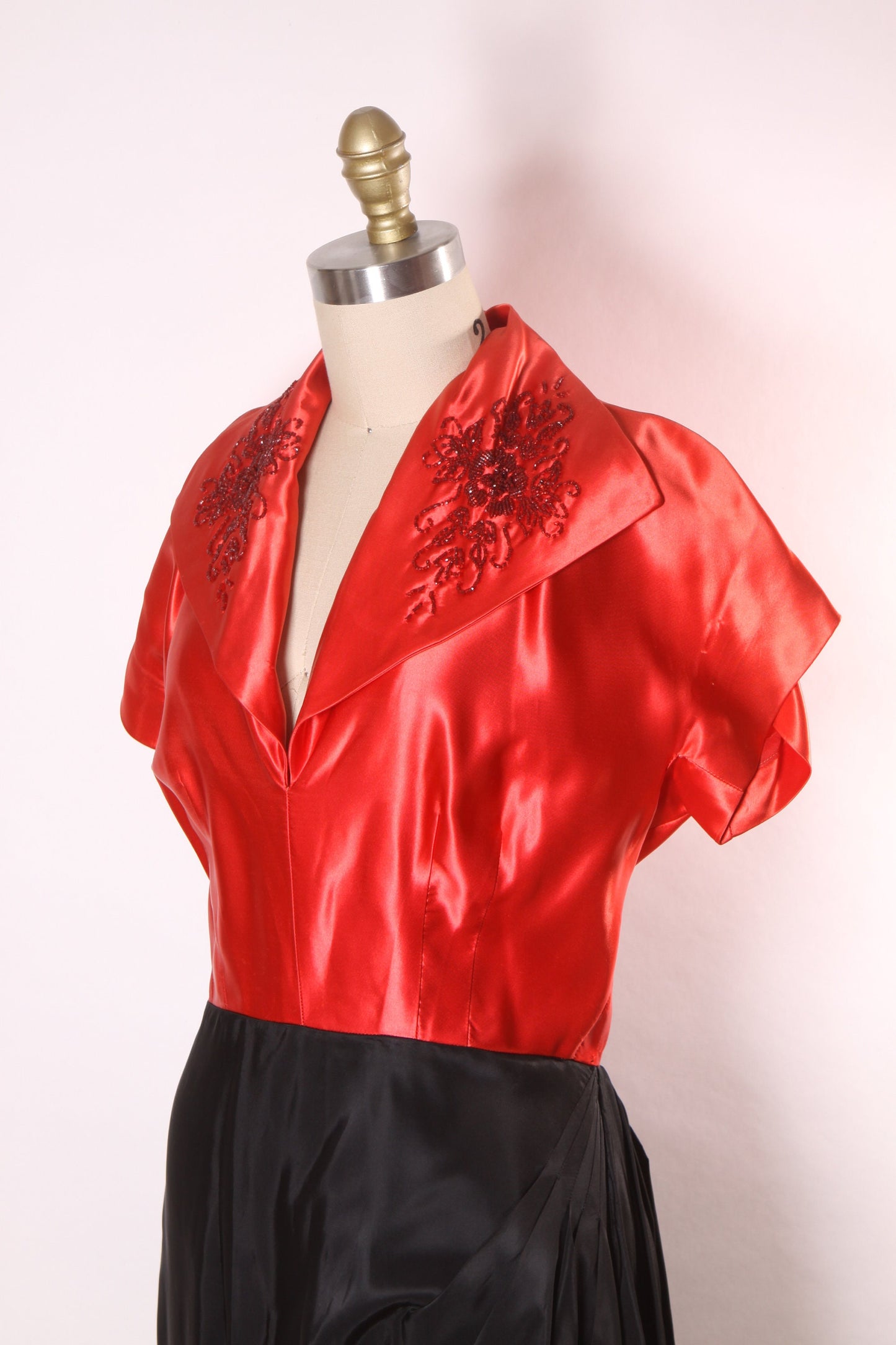 1940s Red Satin and Black Short Sleeve Floral Rose Beaded Draped Hip Dress by Rembrandt -M