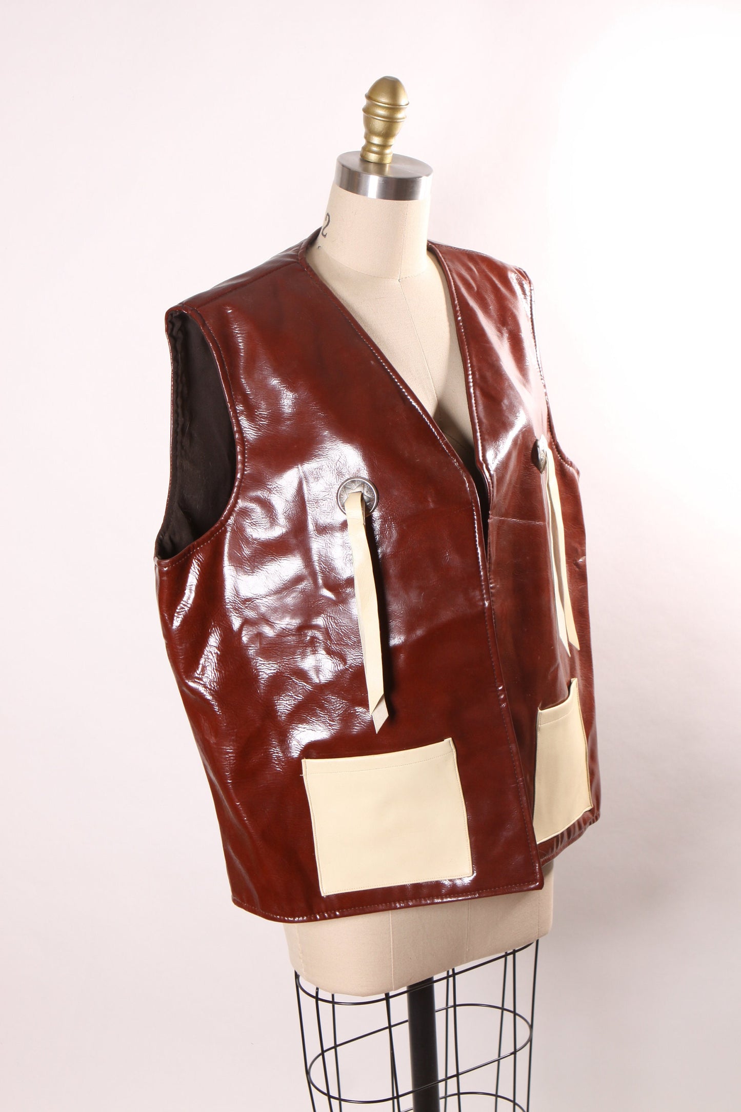 1970s 1980s Burgundy and White Vinyl Novelty Veterans Motorcycle Club Womens Western Style Gray Lady Vest -2XL