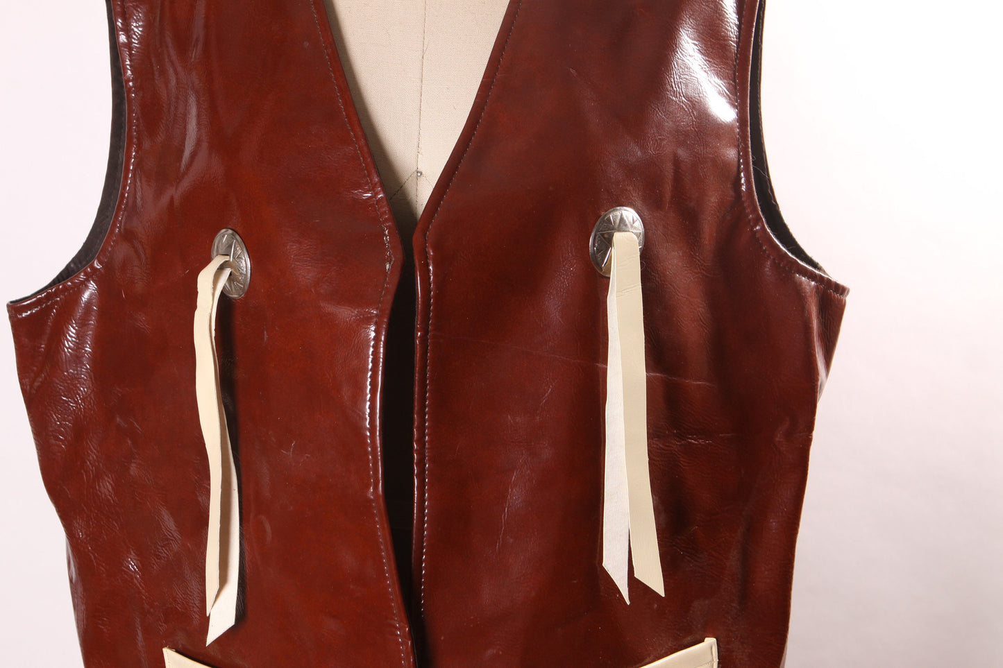 1970s 1980s Burgundy and White Vinyl Novelty Veterans Motorcycle Club Womens Western Style Gray Lady Vest -2XL