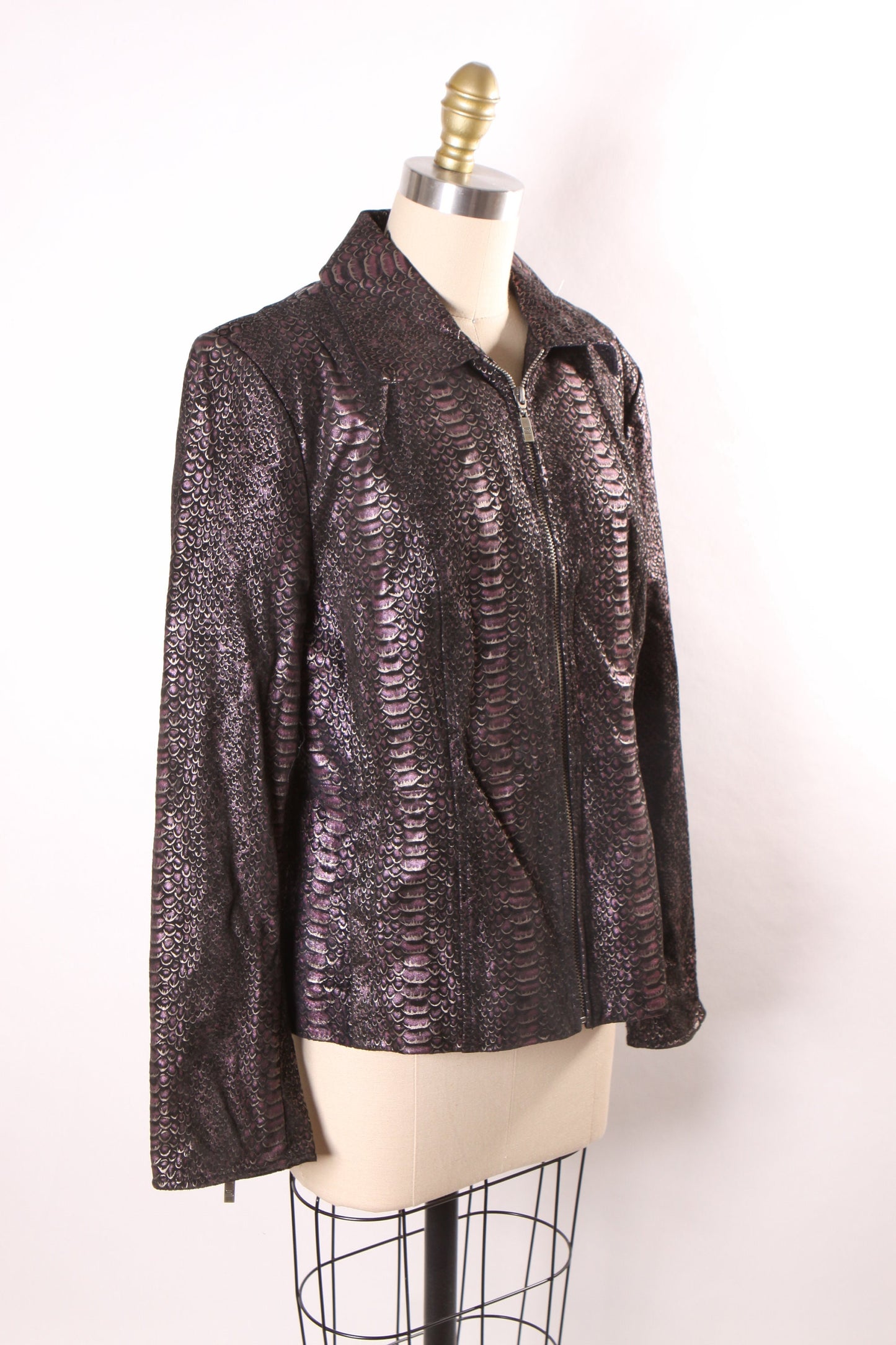 1990s 2000s Y2K Purple, Black and Silver Metallic Suede Leather Reptile Animal Print Long Sleeve Zip Up Jacket by Pamela McCoy -S