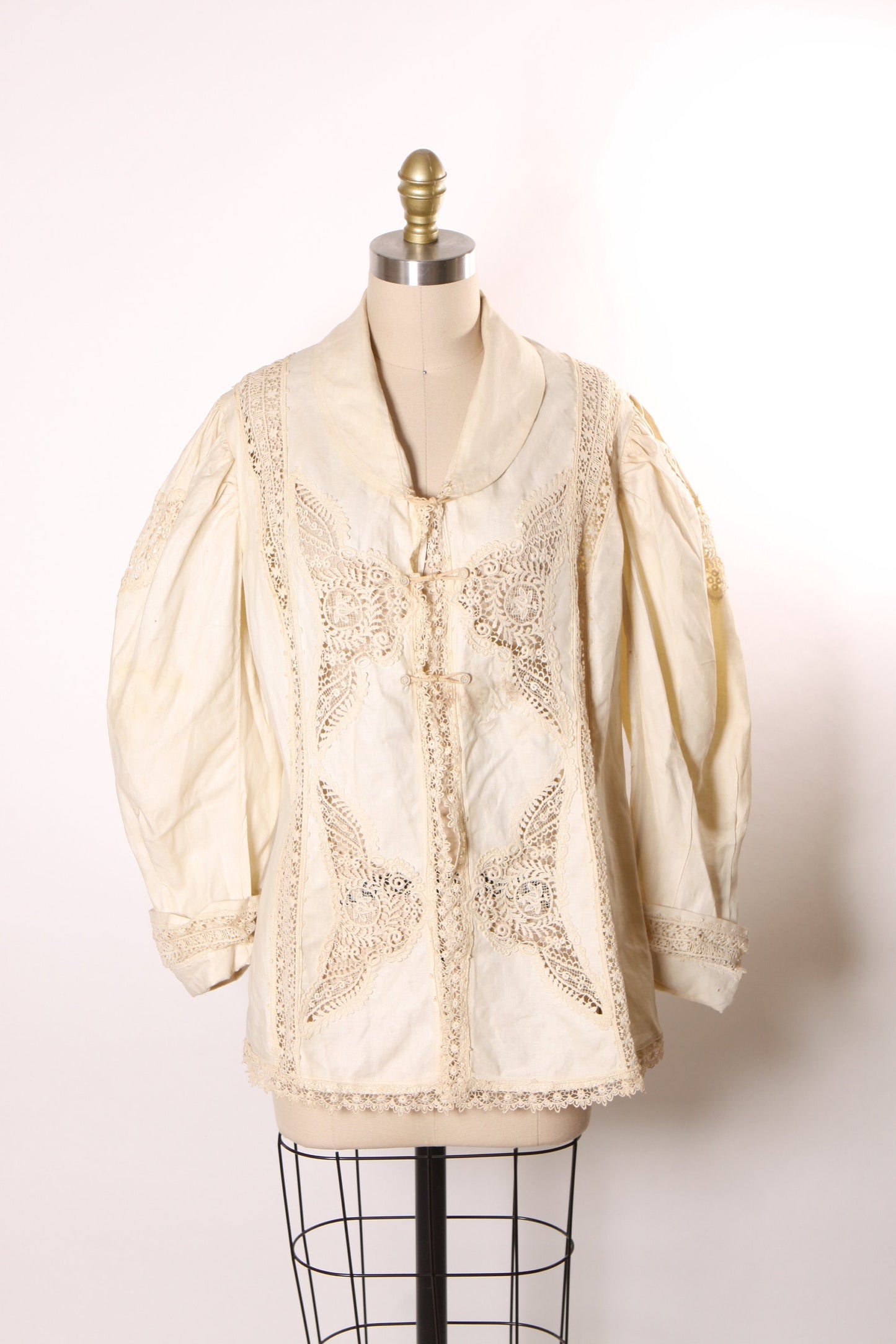 Antique 1800s 1900s Victorian Edwardian Long Sleeve Irish Lace Cream Off White Button Closure Jacket -L