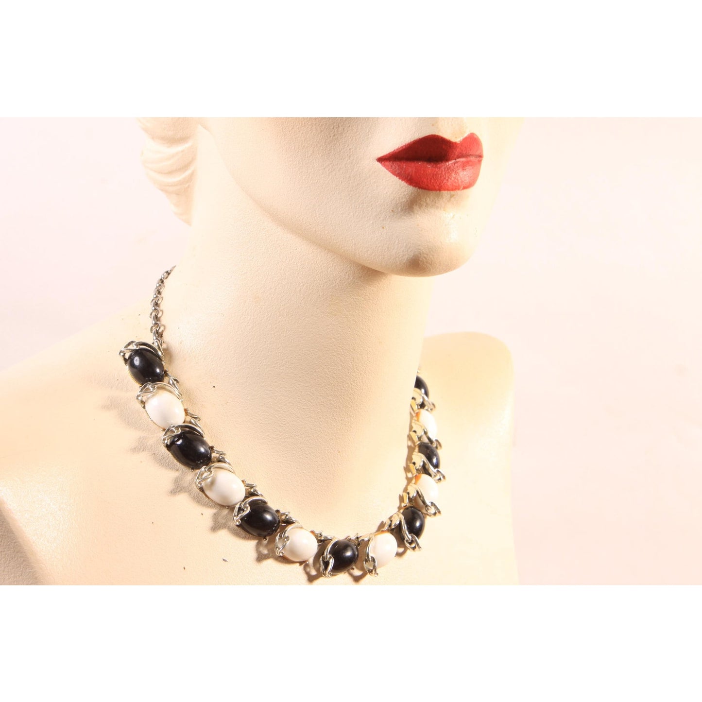 1950s Silver Tone Metal Black and White Statement Necklace