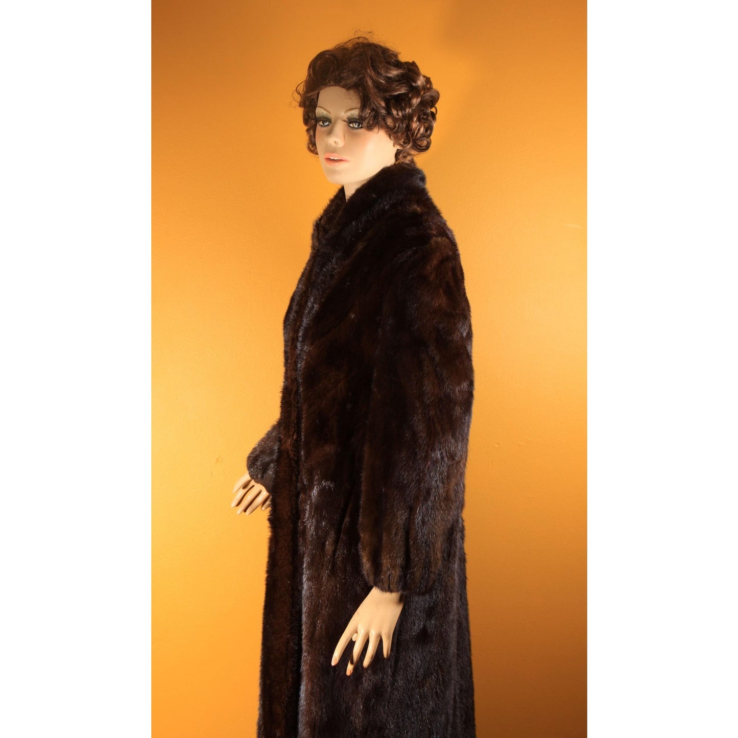 1940s Dark Brown Mink Long Sleeve Fur Coat by Marshall Fields