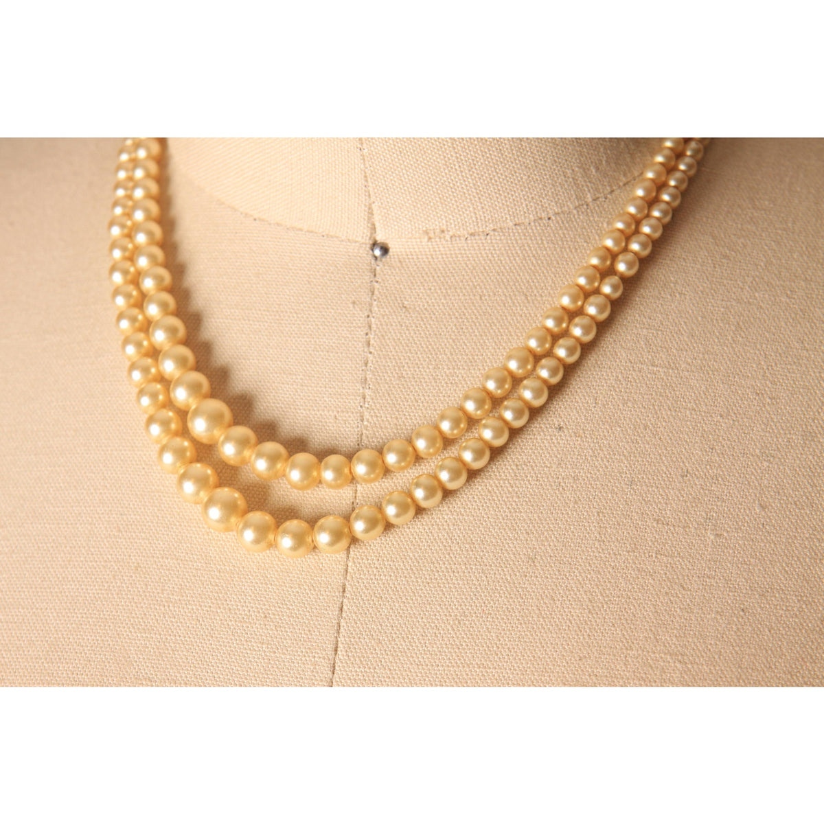 1940s 1950s Cream Faux Pearl Double Strand Beaded Necklace