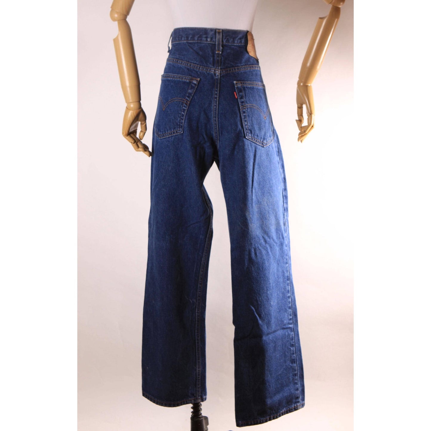 2000s Y2K Blue Denim Blank Red Tab 517 Boot Cut Mens Jeans by Levi's- 38x32