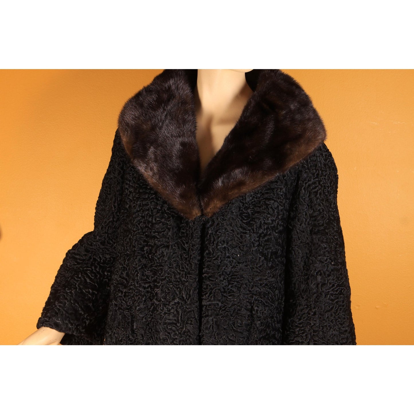 1950s Black Persian Lamb Fur and Mink Fur Trim Collar Long Sleeve Coat by Le Don Original Furs -M-L