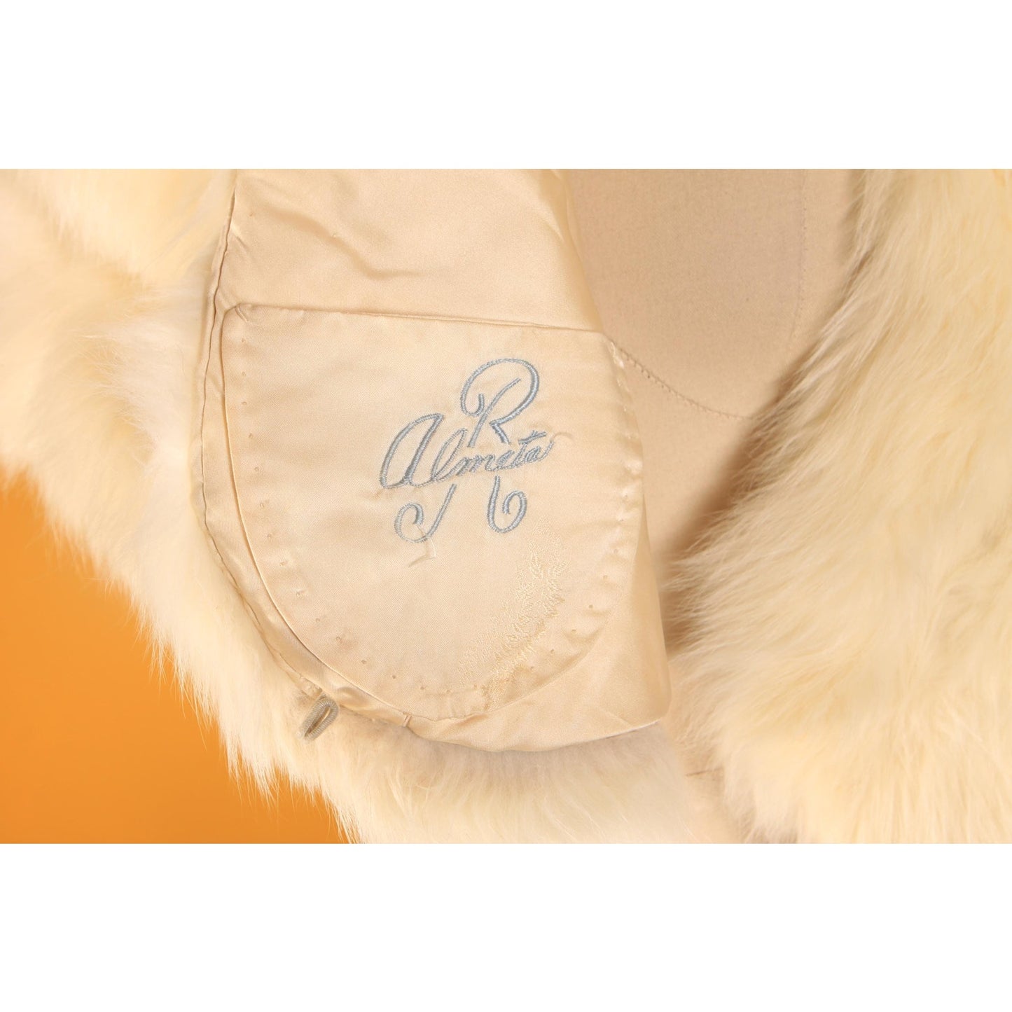 1950s White Cream Fox Fur Coat Wrap by Aulabaugh Omaha