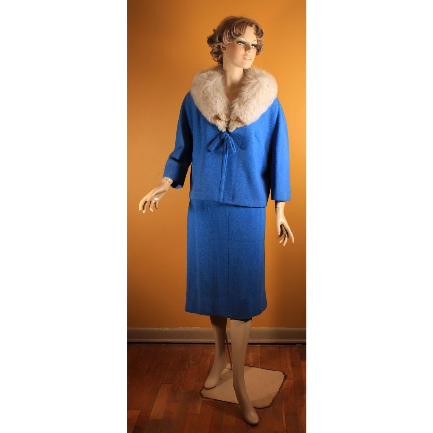 Early 1960s Blue Bracelet Sleeve Fox Fur Collar Jacket with Matching Pencil Skirt Suit Two Piece Outfit by Lilli Ann -1XL