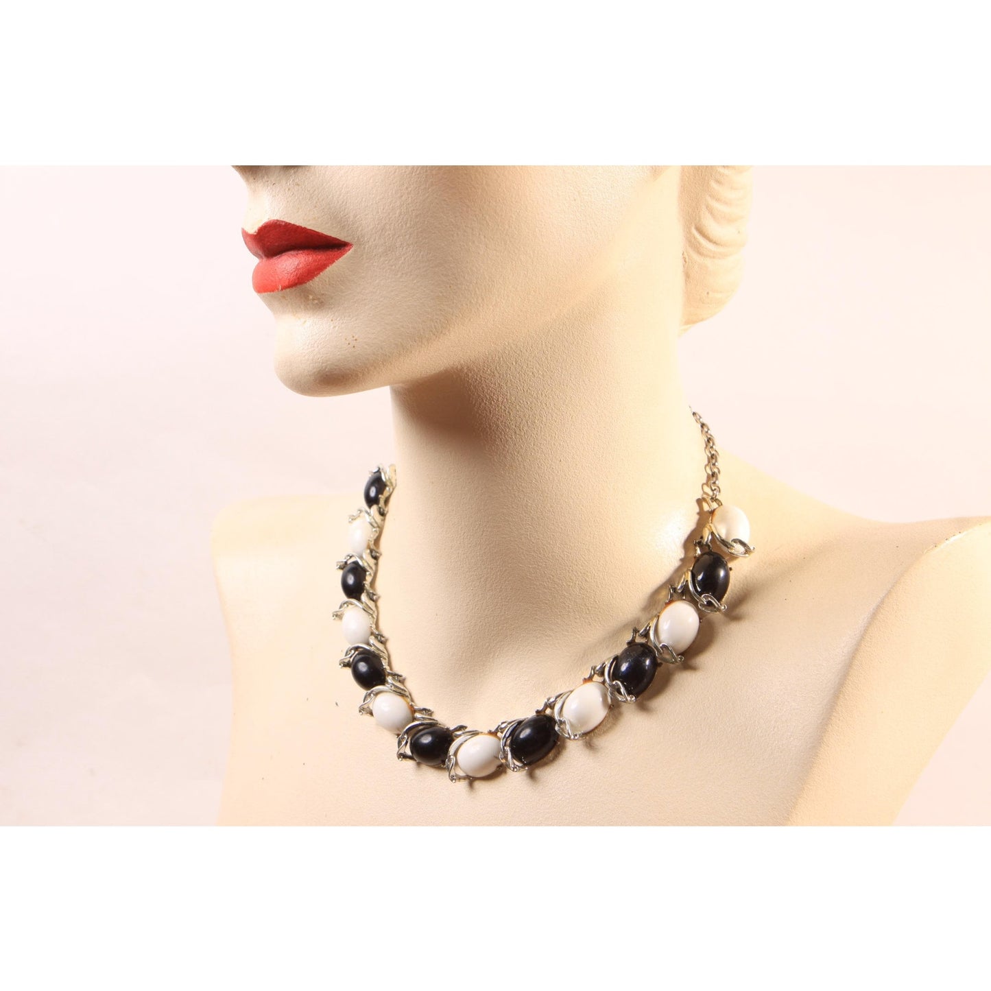 1950s Silver Tone Metal Black and White Statement Necklace