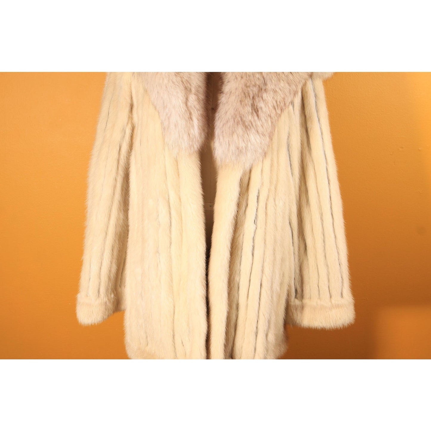 Early 1970s White Mink and White and Gray Fox Fur Collar Long Sleeve Coat -M-L