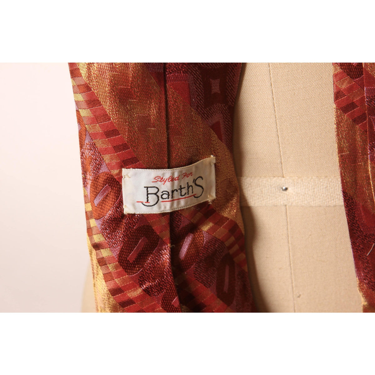 1960s Red and Gold Silk Abstract Patterned Wide Necktie Tie by Barth’s