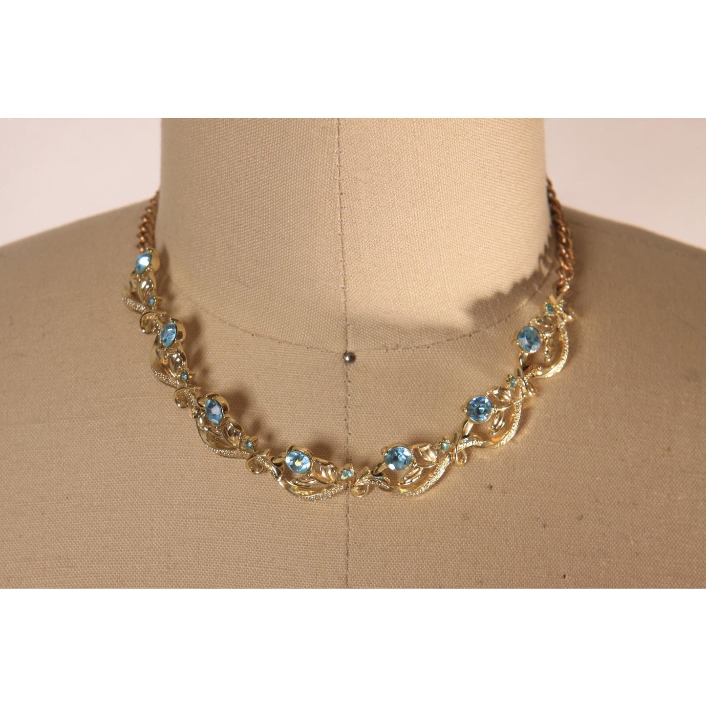 1950s Silver Tone and Blue Stone Floral Swirl Formal Necklace by Lisner