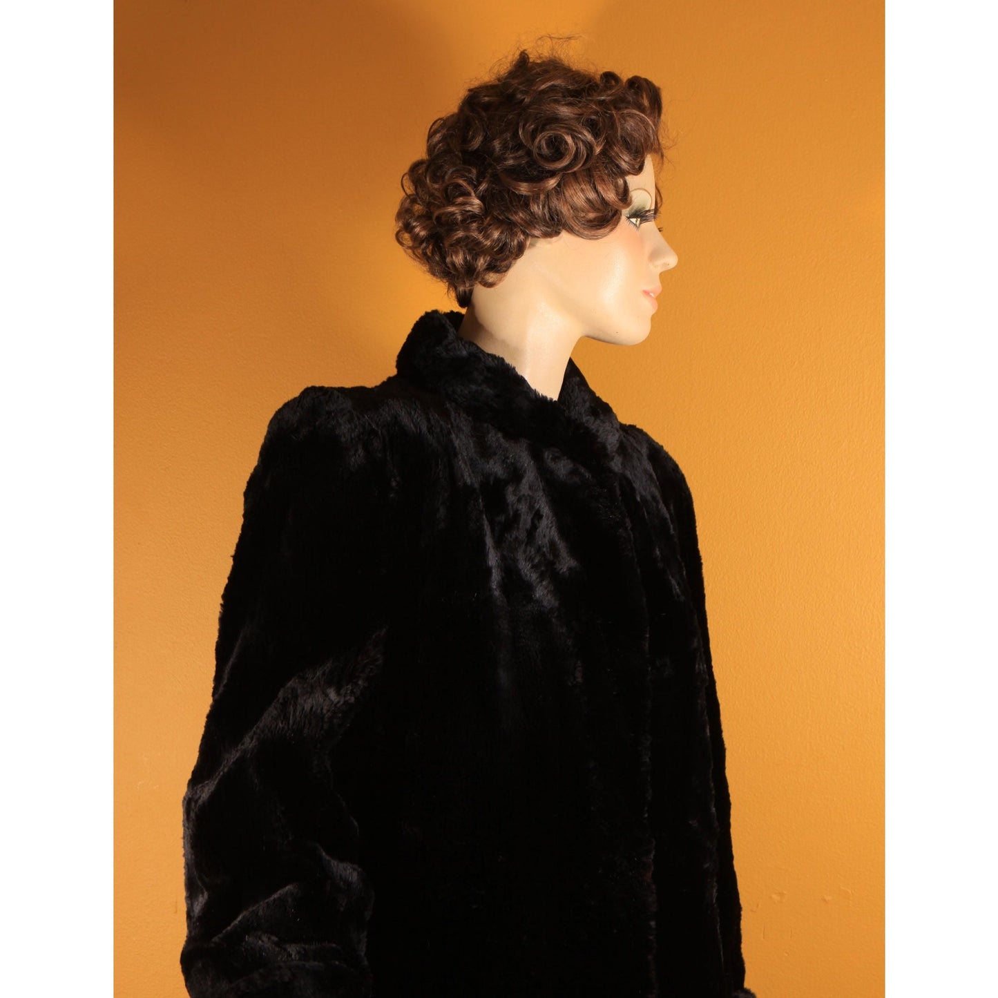1940s Black Sheared Dyed Beaver Fur Coat by Cavin's -M-L