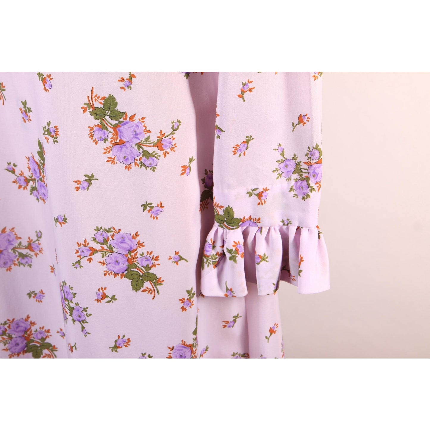 1970s Purple Floral Flower Print Long Statement Sleeve Ruffle Collar Maxi Dress -M