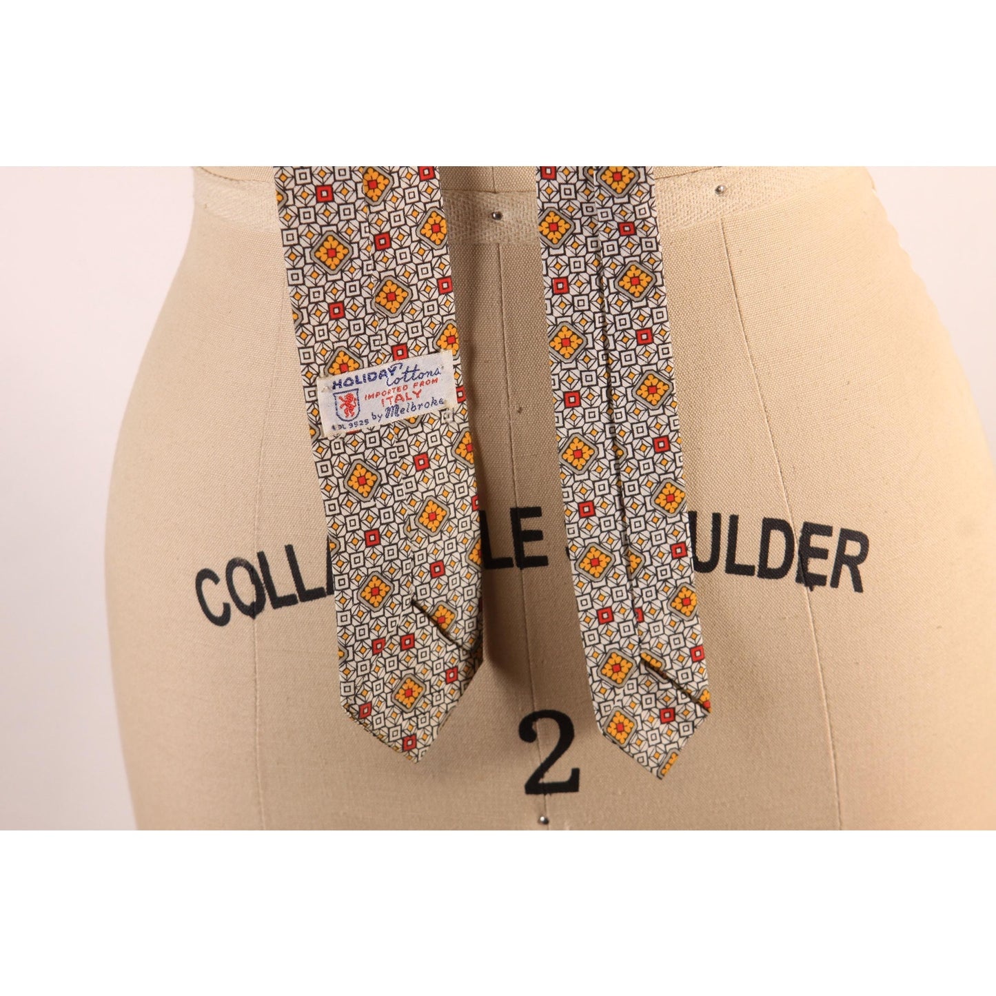 1960s White, Yellow and Red Geometric Print Necktie Tie by Holiday Cottons by Melbroke