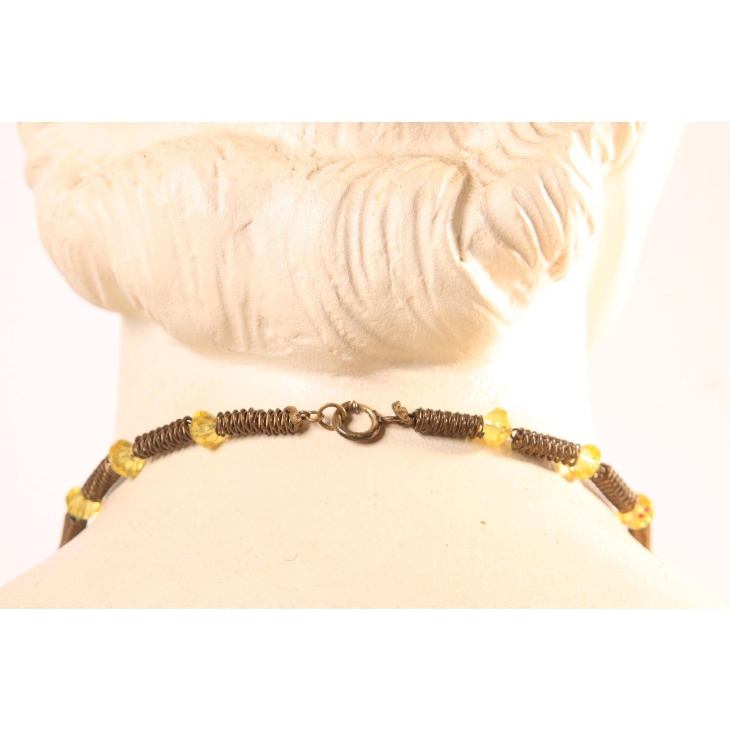 1920s 1930s Art Deco Yellow Glass Faceted Stone Brass Metal Detail Necklace