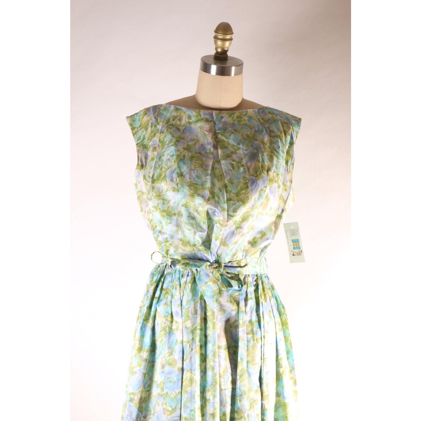 1950s Blue and Green Floral Sleeveless Belted Flared Dress