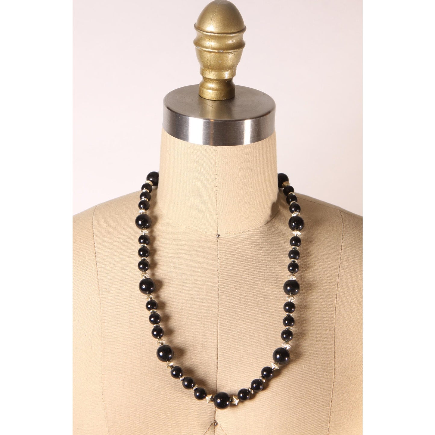 1980s Black and Silver Tone Metal Beaded Necklace