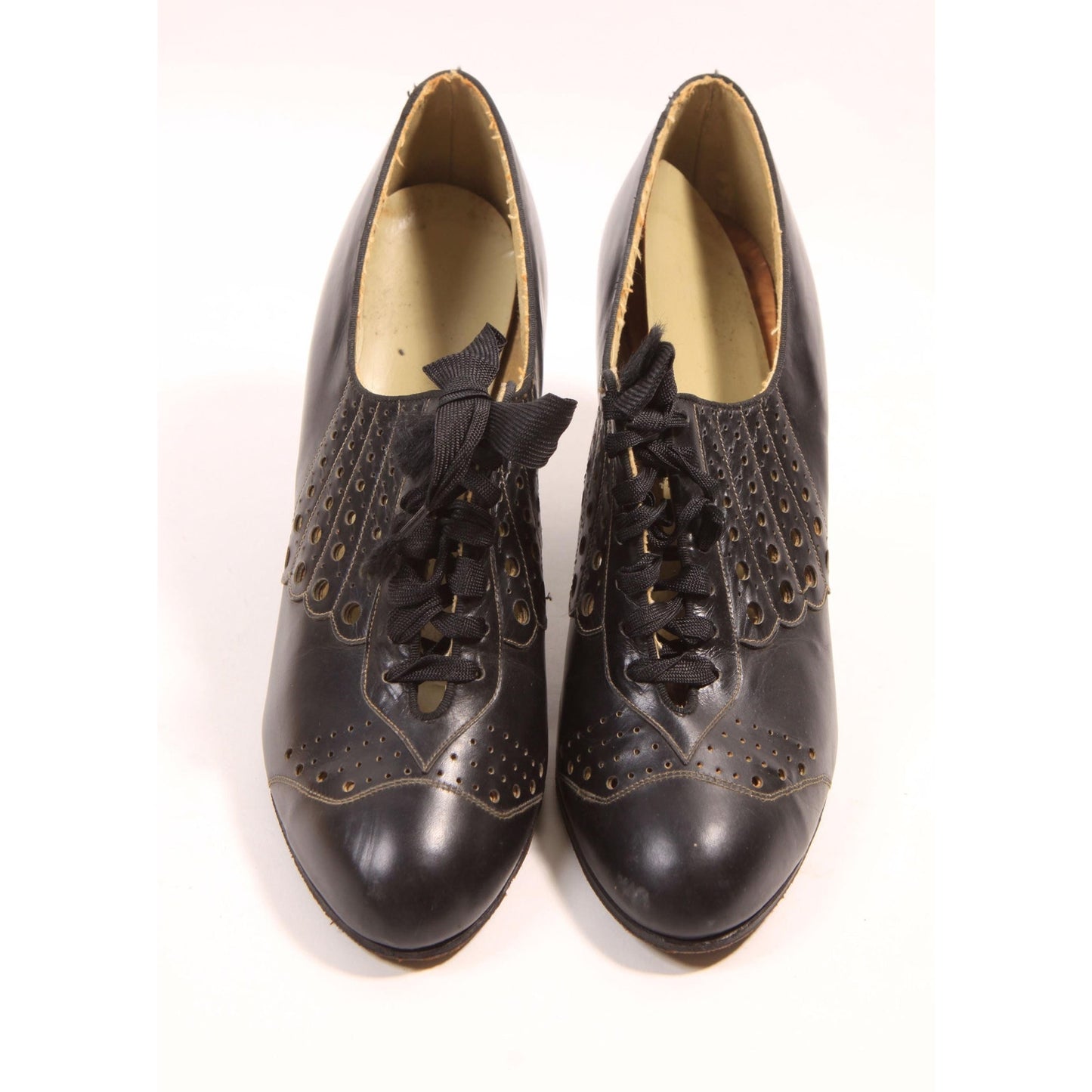 1930s Art Deco Black Lace Up Gothic Pointed Toe Pumps High Heels