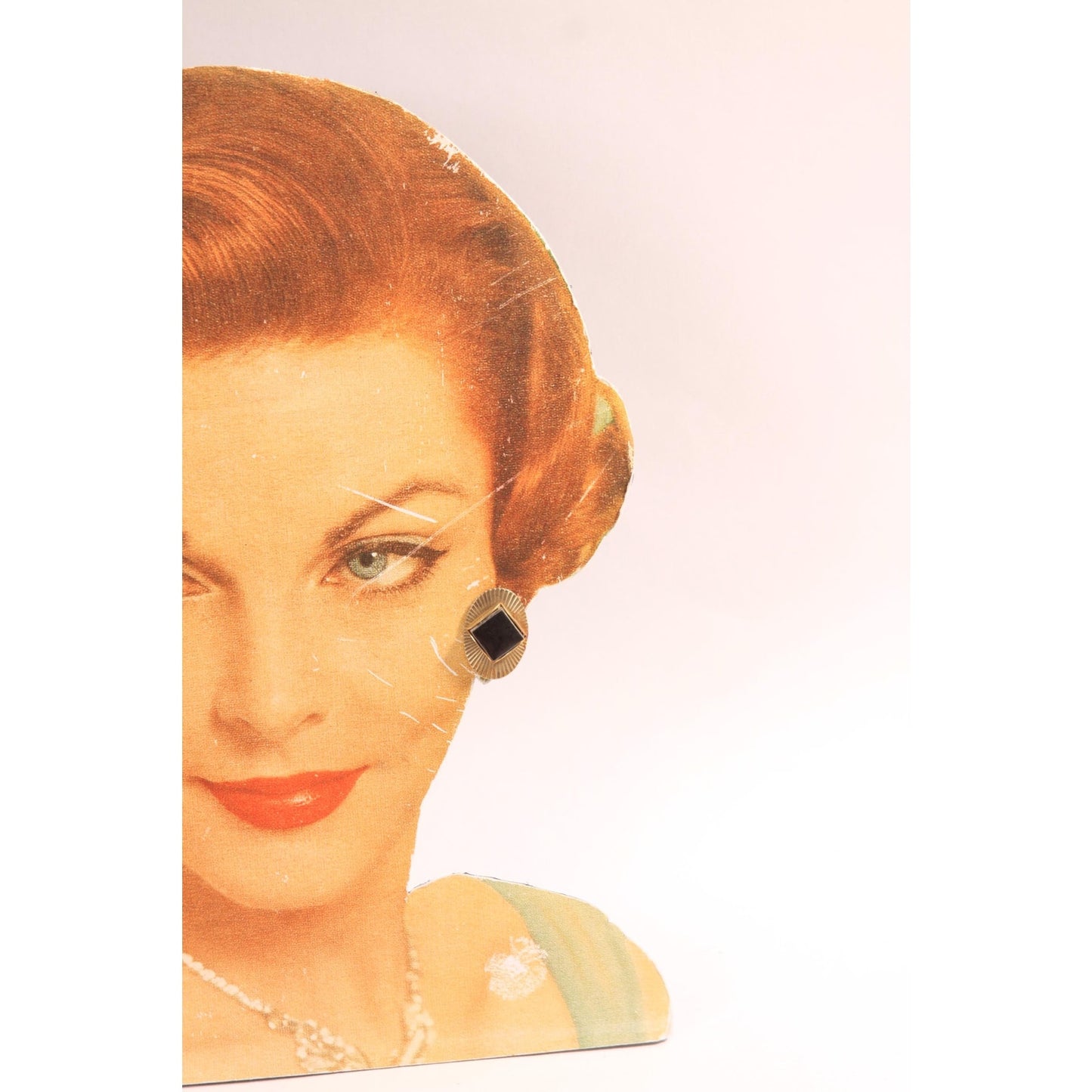 1950s Gold Tone Metal and Black Stone Oval Screw Back Earrings