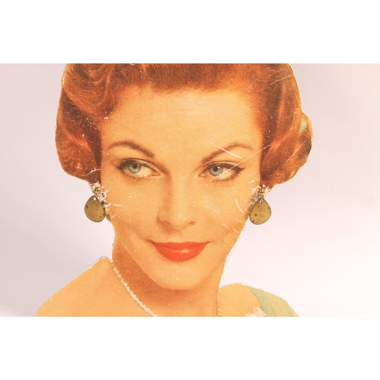 1950s Brass Tone Metal Tear Drop Screw Back Earrings