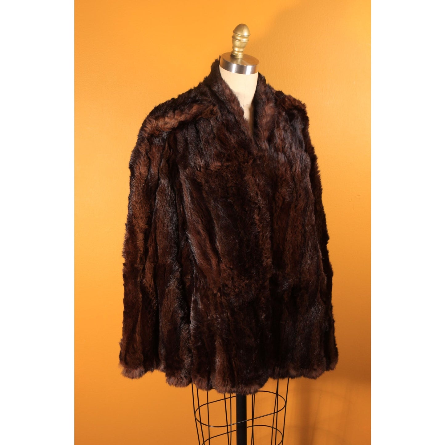 1940s Dark Brown Dyed Russian Squirrel Fur Cape -M-L