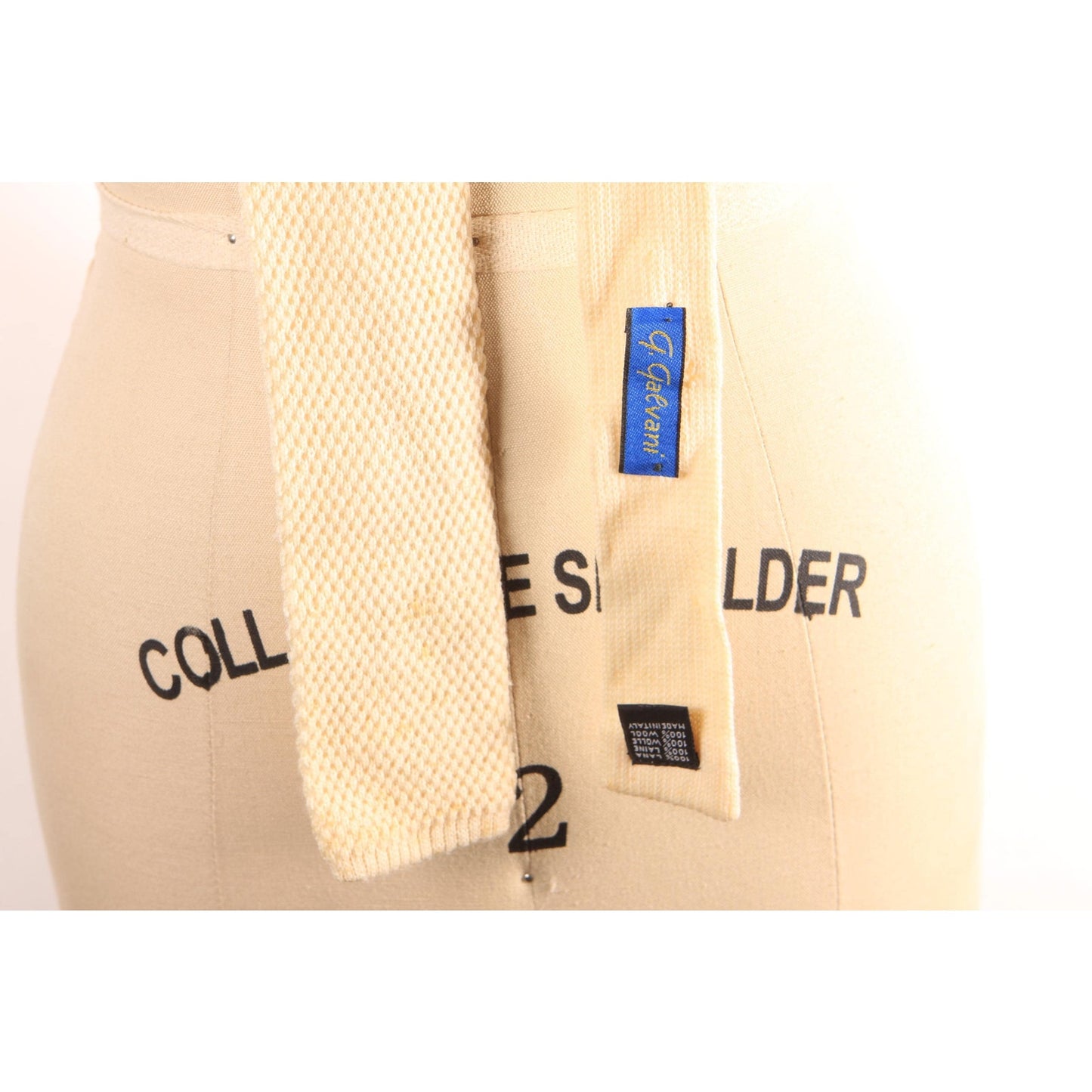 1980s Cream Sweater Style Square End Necktie Tie by G. Galvani