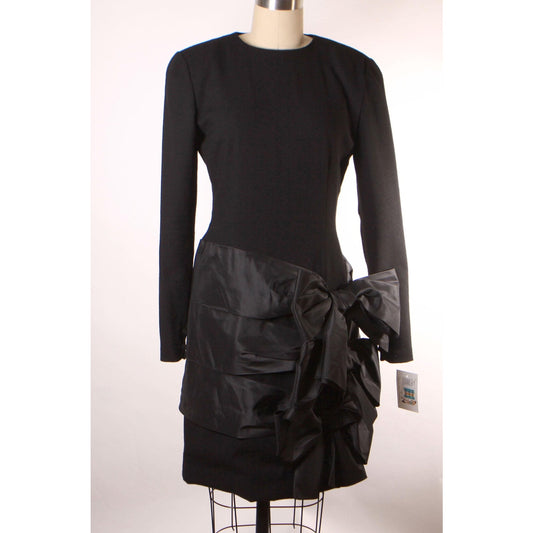 1980s Black Long Sleeve Avant Garde Oversized Bow Formal Cocktail Dress by Bill Blass -L