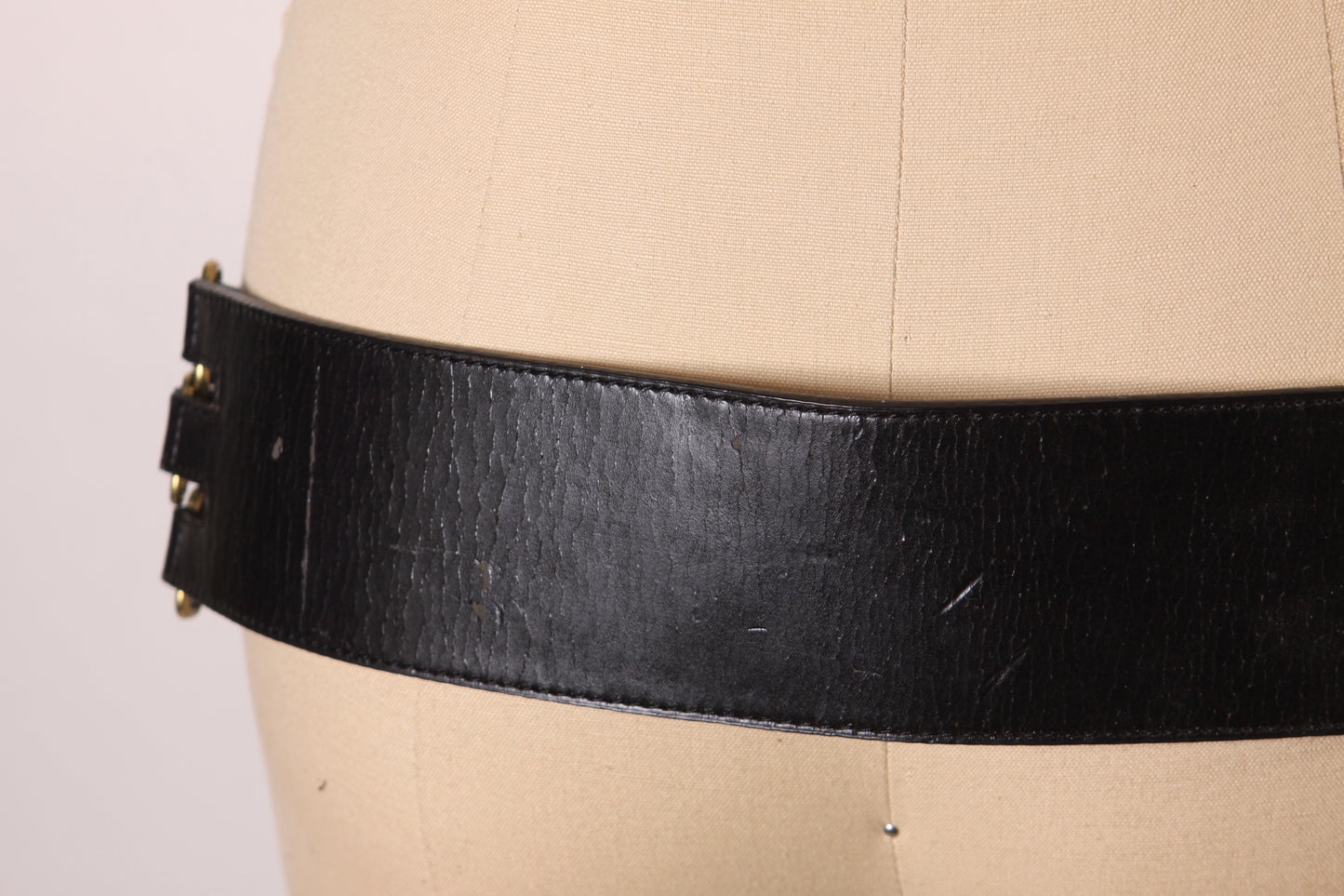 1970s 1980s Black and Brass Silver Metal Belt by Gianni Bini