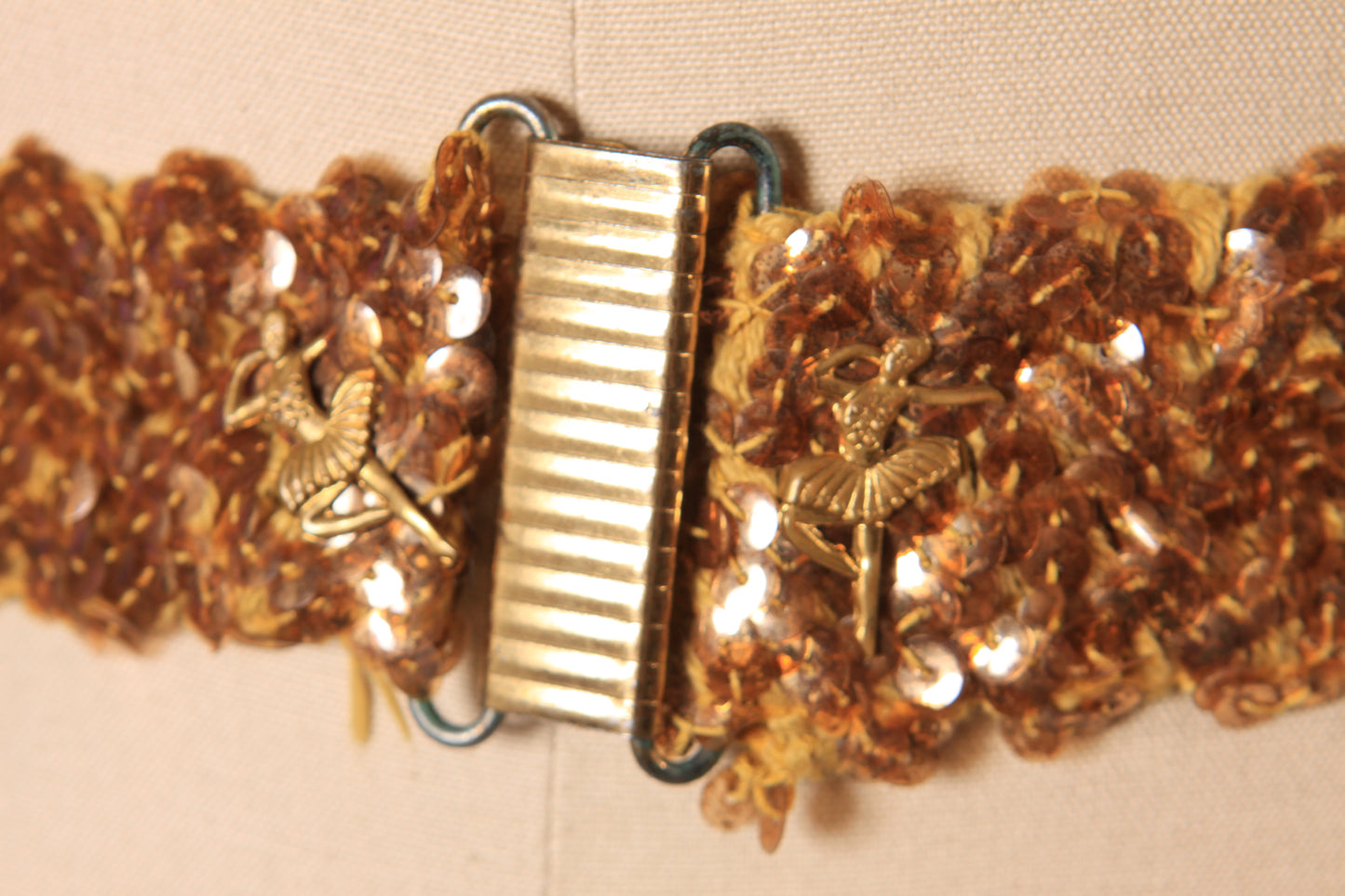 1950s Novelty Ballerina Gold Sequin Stretch Belt