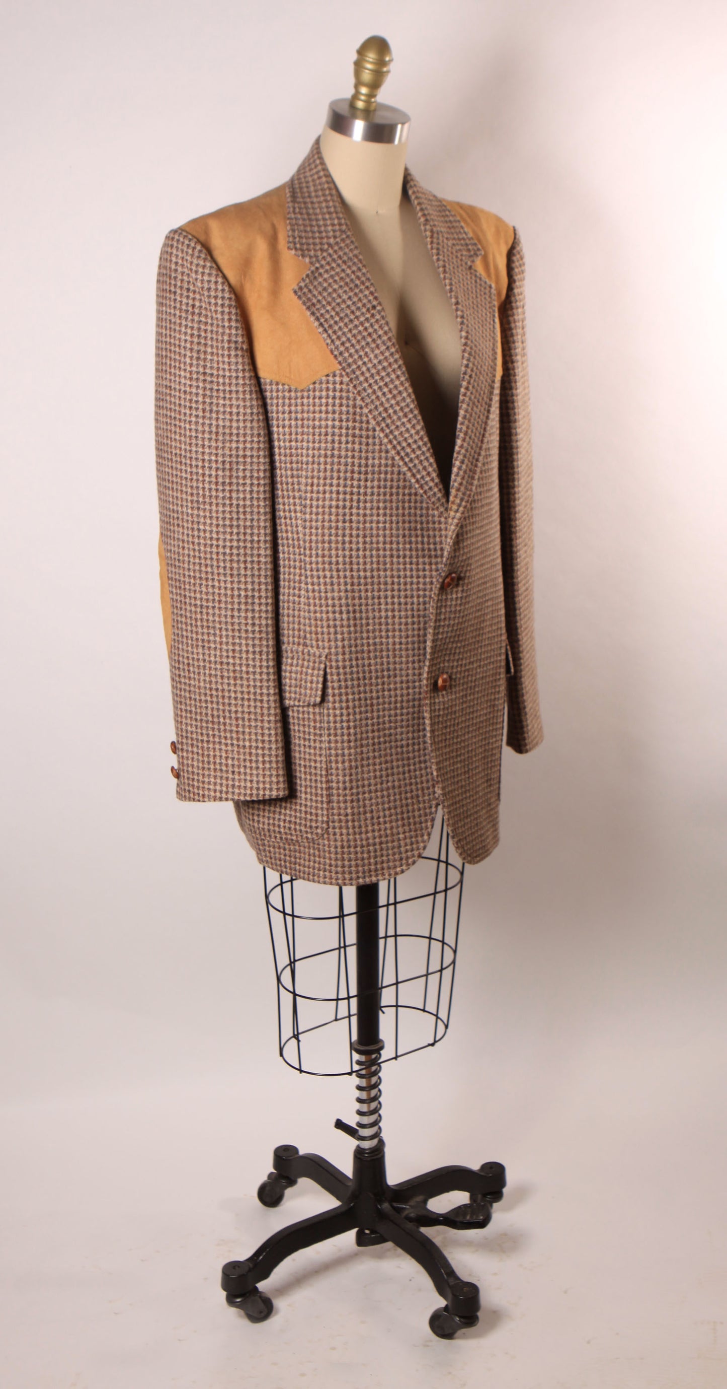 1970s Brown, White and Tan Long Sleeve Western Style Elbow Patches Button Down Mens Blazer Jacket by Pendleton