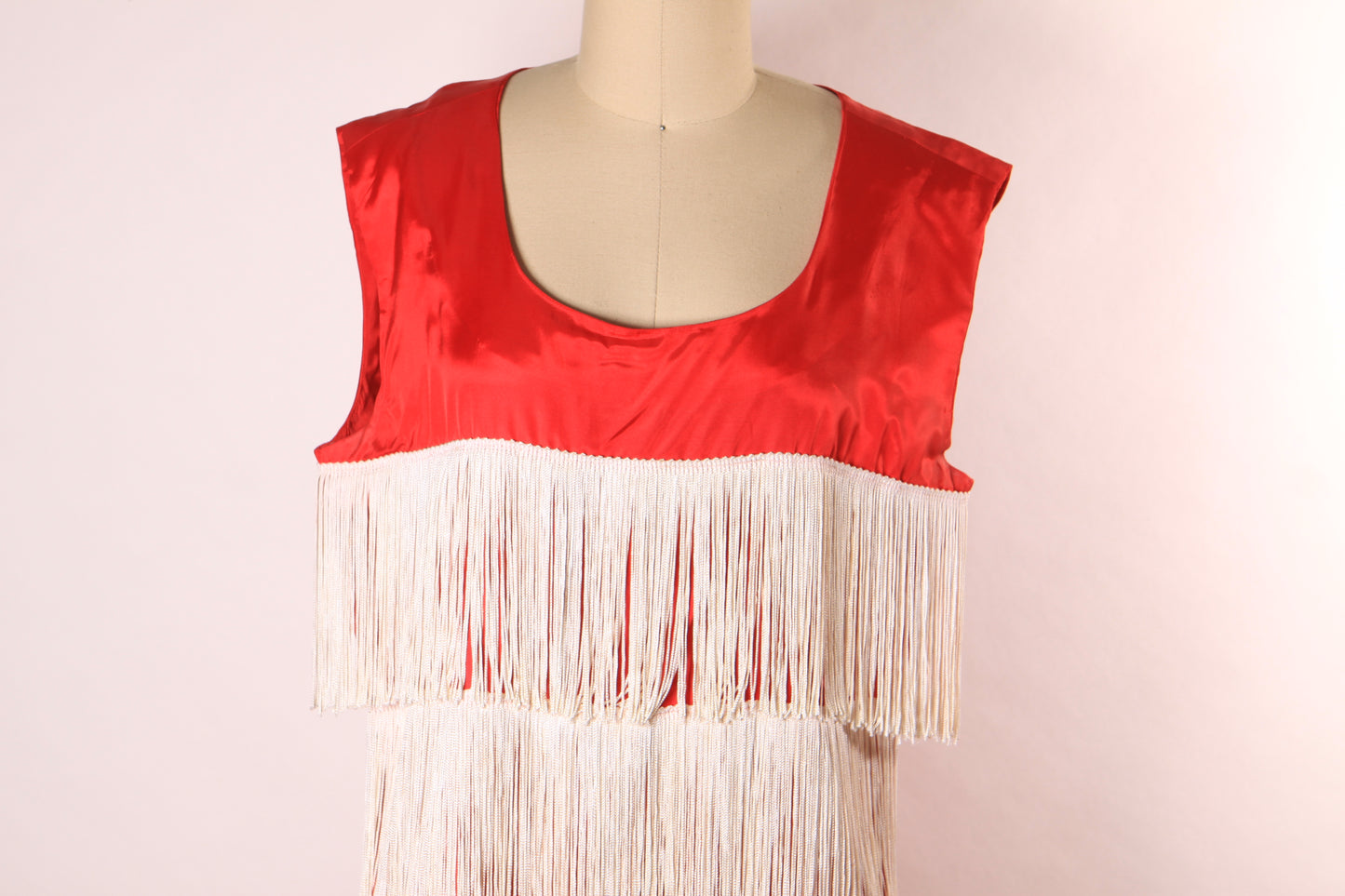 1960s Does 1920s Red and White Fringe Sleeveless Flapper Style Costume Dress