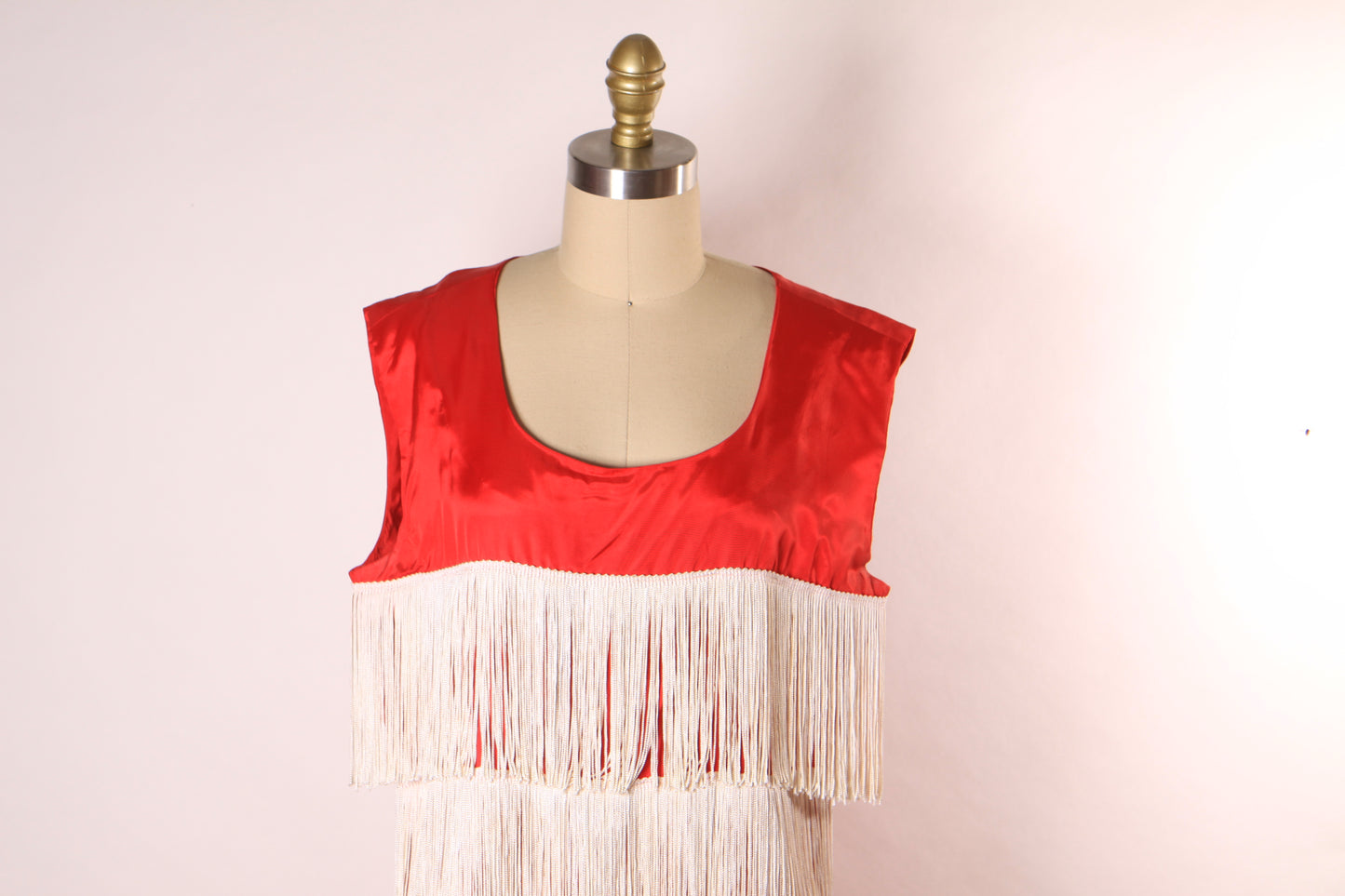 1960s Does 1920s Red and White Fringe Sleeveless Flapper Style Costume Dress