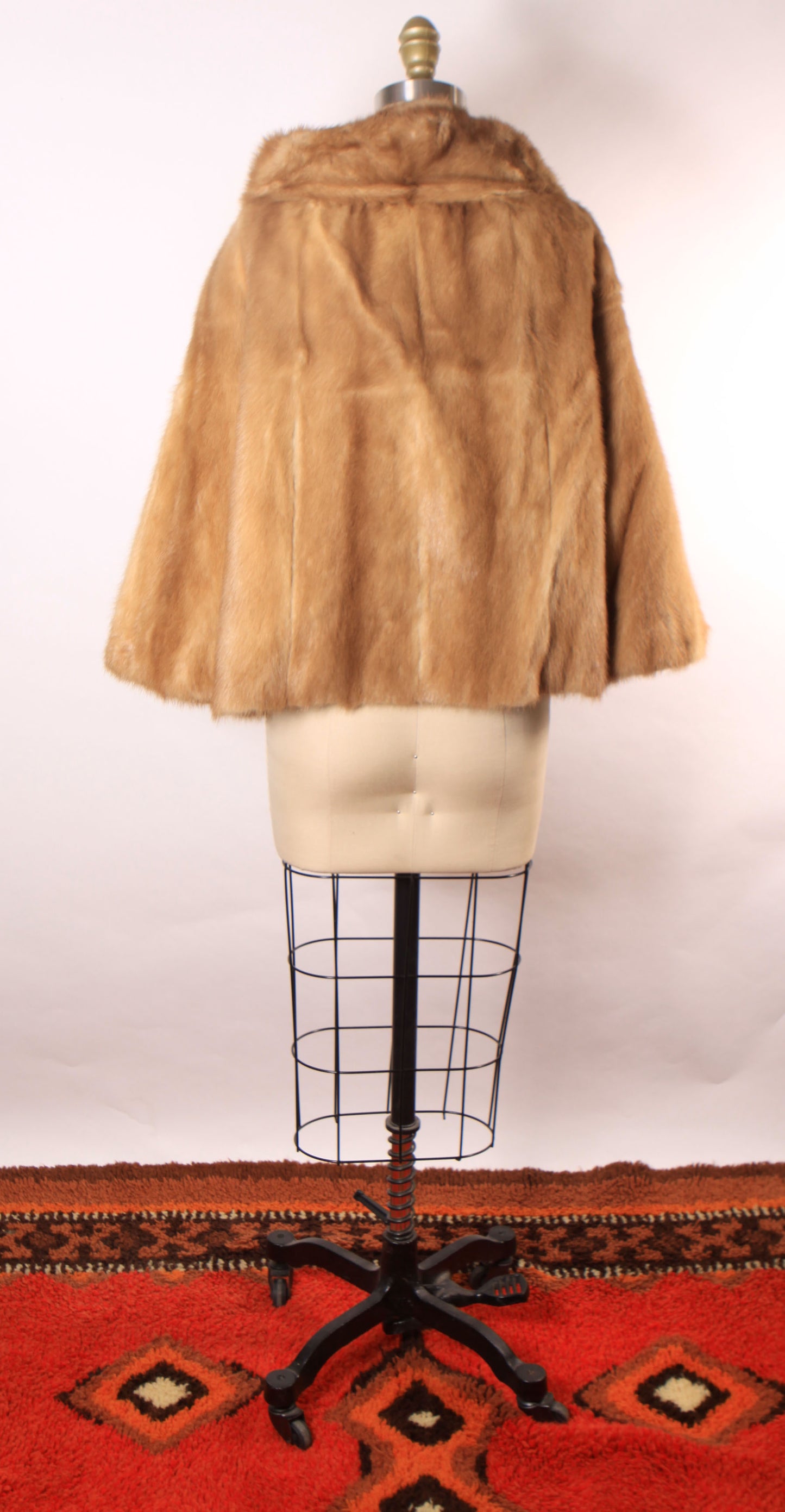 1940s 1950s Honey Brown Tan 3/4 Length Sleeve Cropped Mink Fur Coat by Harper’s Furs