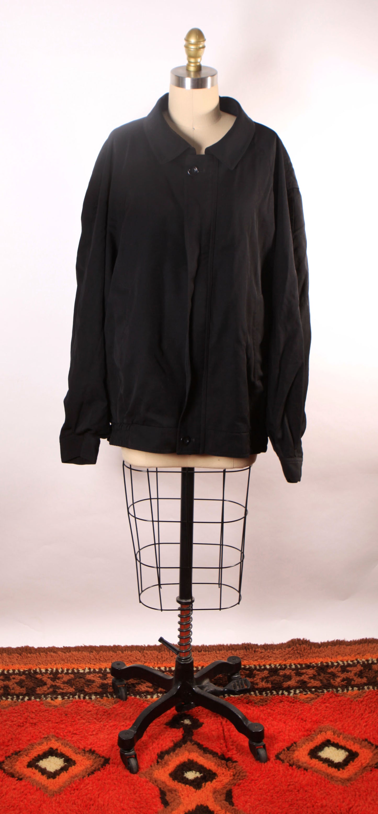 1980s 1990s Black Long Sleeve Lined Zip Up Jacket by Sulka