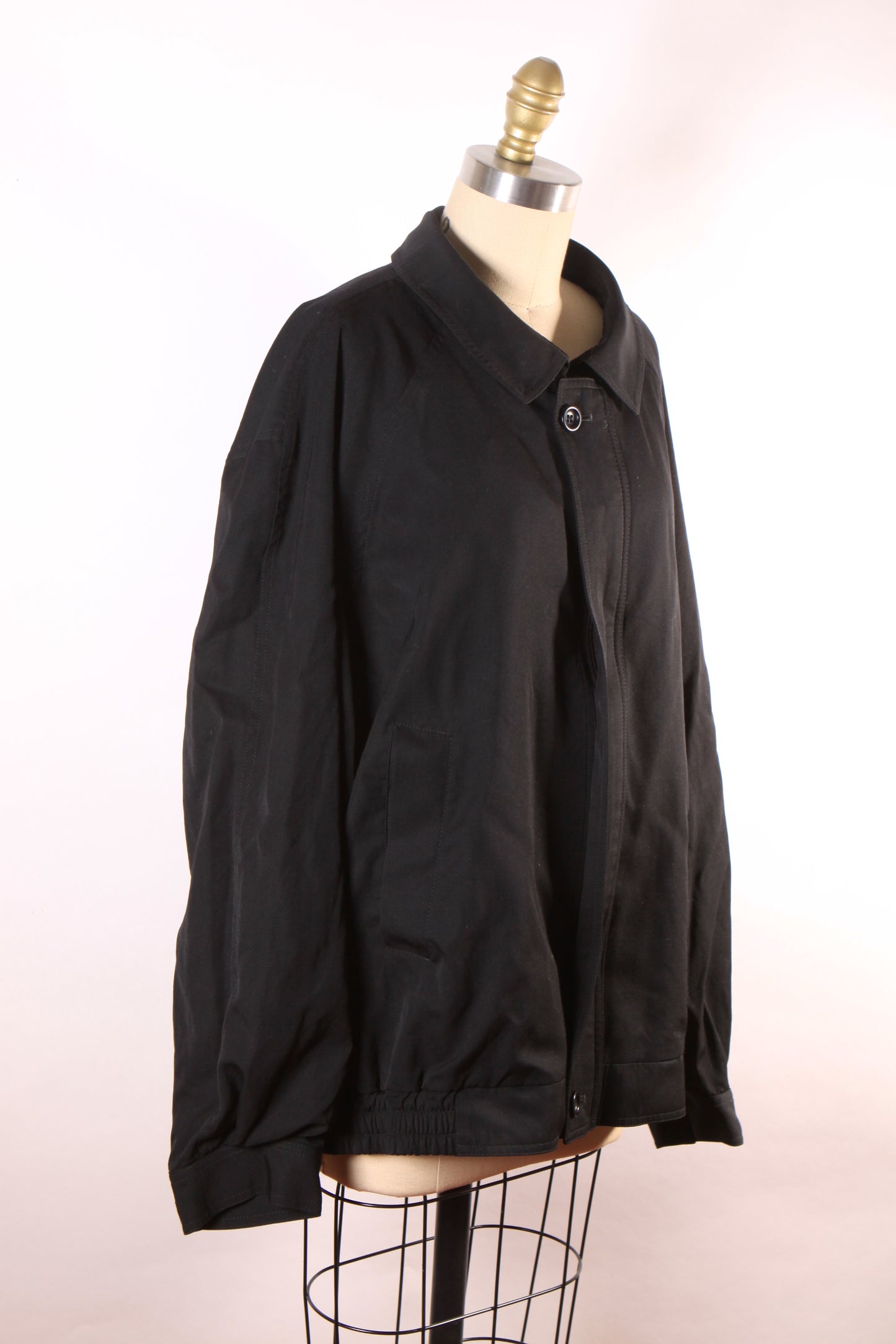 1980s 1990s Black Long Sleeve Lined Zip Up Jacket by Sulka