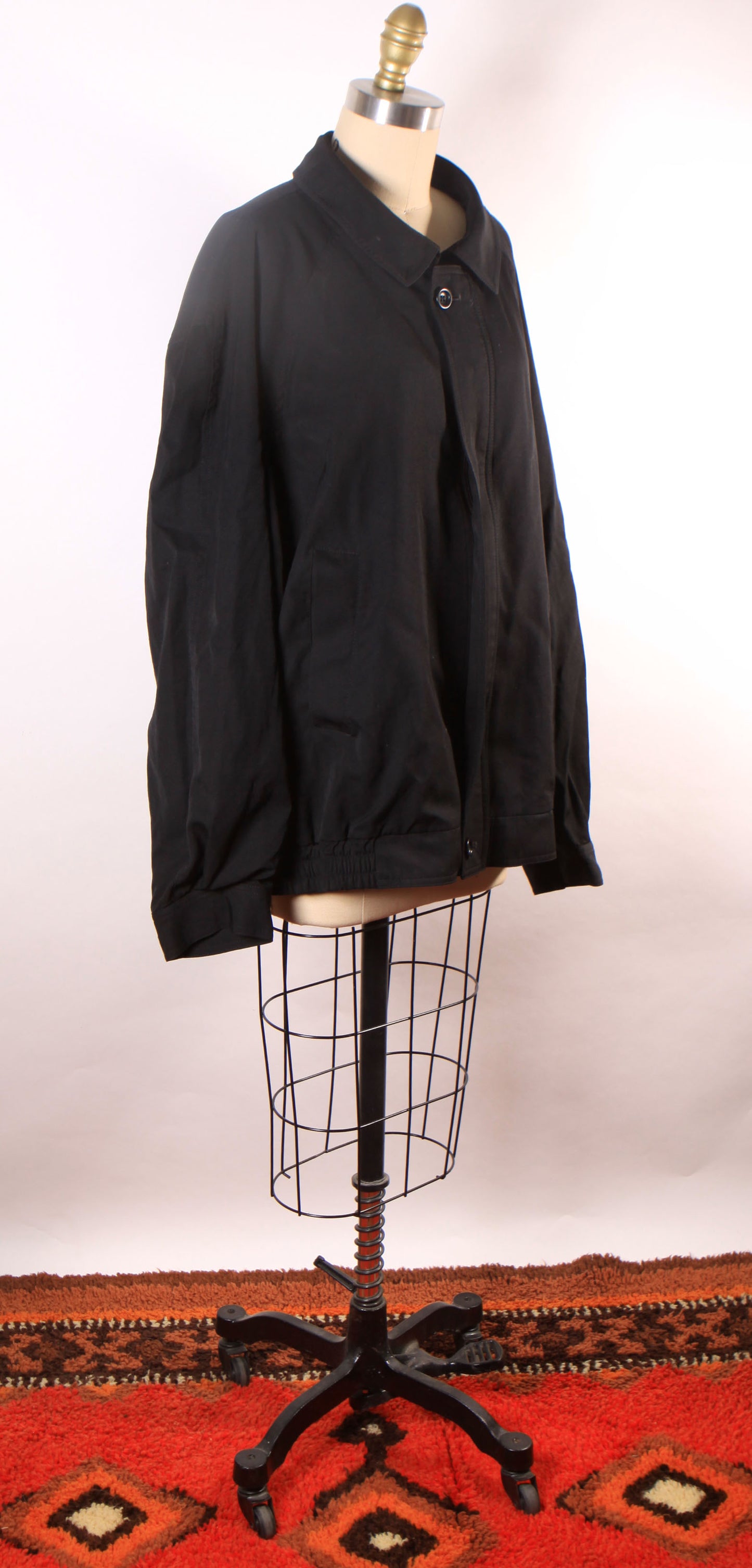 1980s 1990s Black Long Sleeve Lined Zip Up Jacket by Sulka