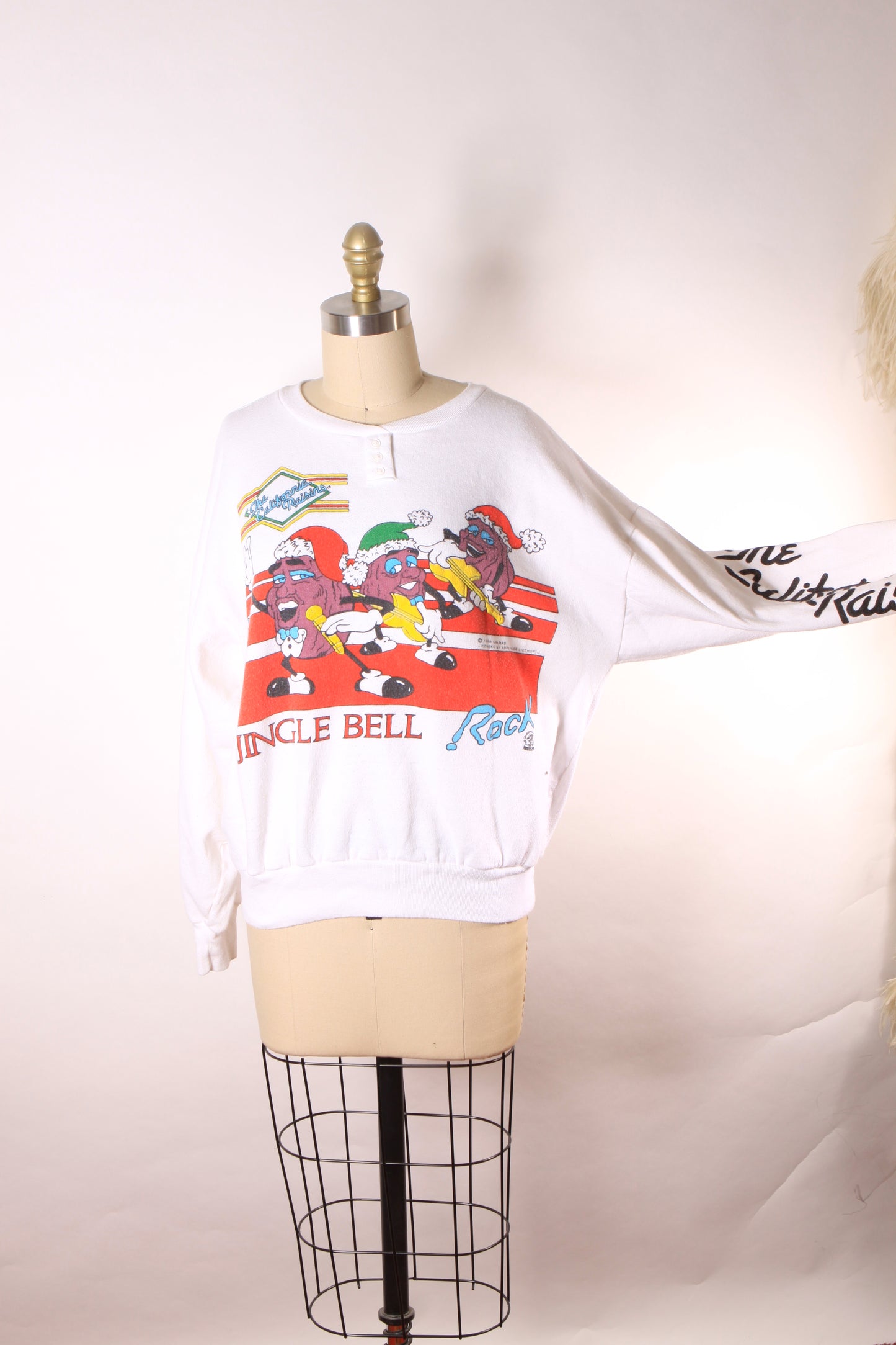 1980s Novelty California Raisins White Pullover Christmas Sweatshirt by Jane Colby