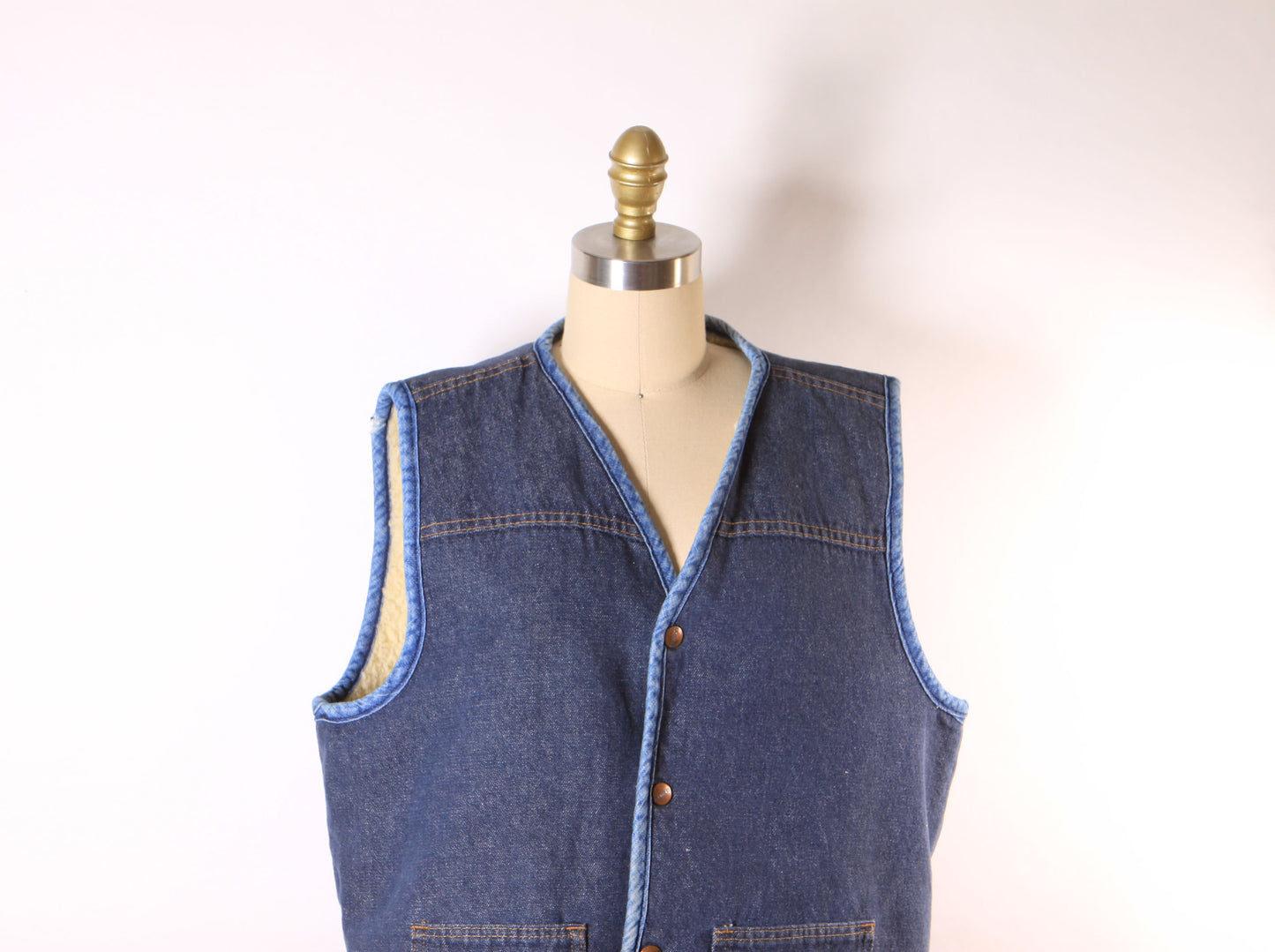 1970s 1970s Denim Metal Snap Faux Sherpa Lined Western Men’s Vest by Sears Roebucks -L