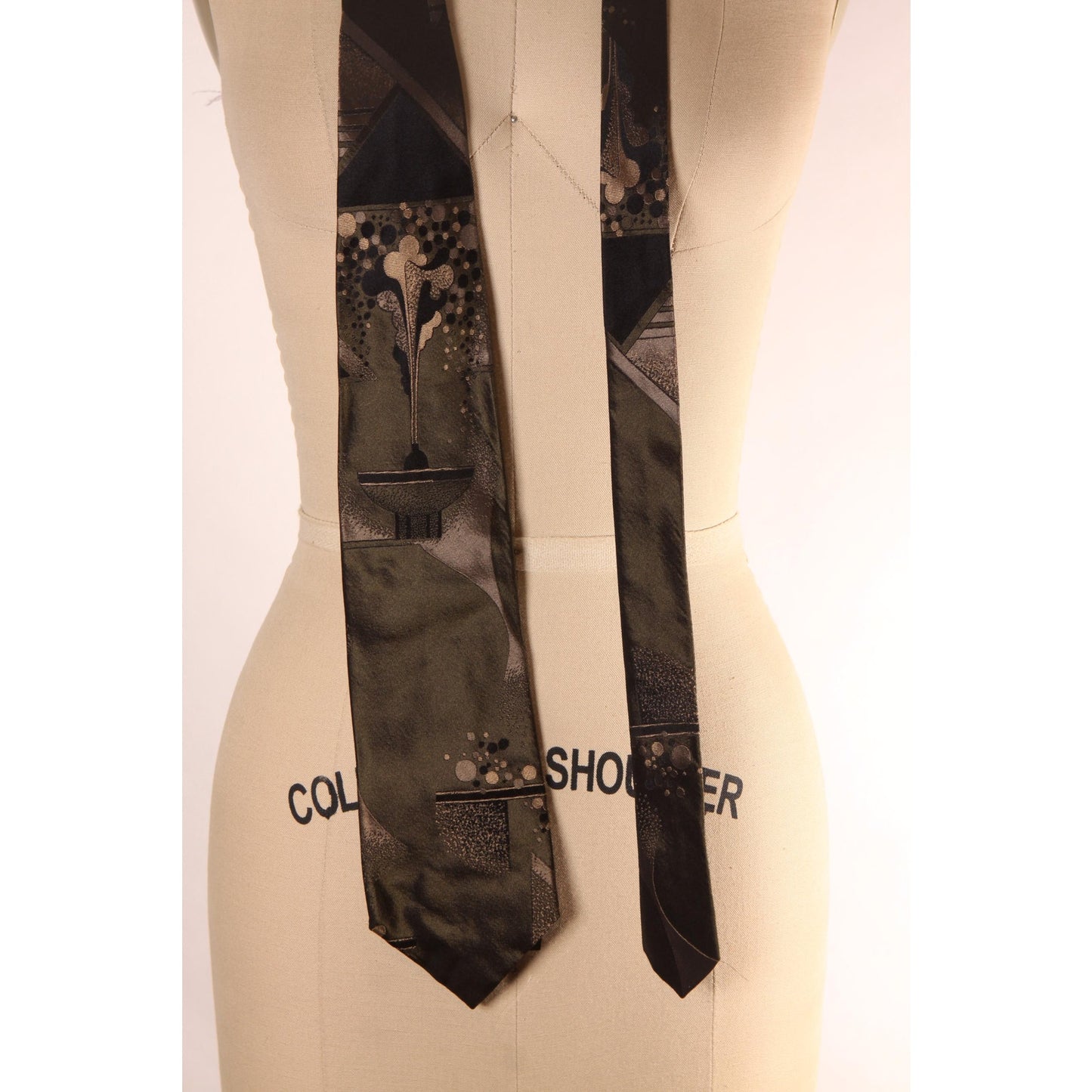 1980s Tan and Gray Abstract Swirl Necktie Tie by Angelo Stauffacher Firenze