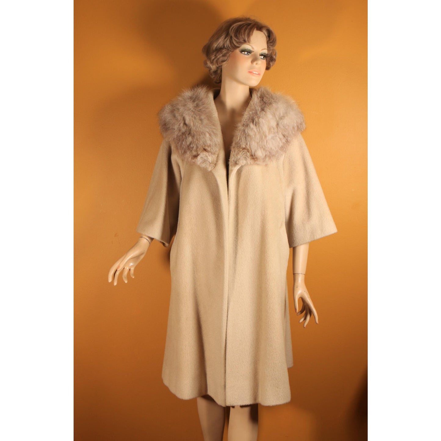 1950s Cream Tan Bracelet Sleeve Fox Fur Collar Swing Coat by Marce Original -M-L