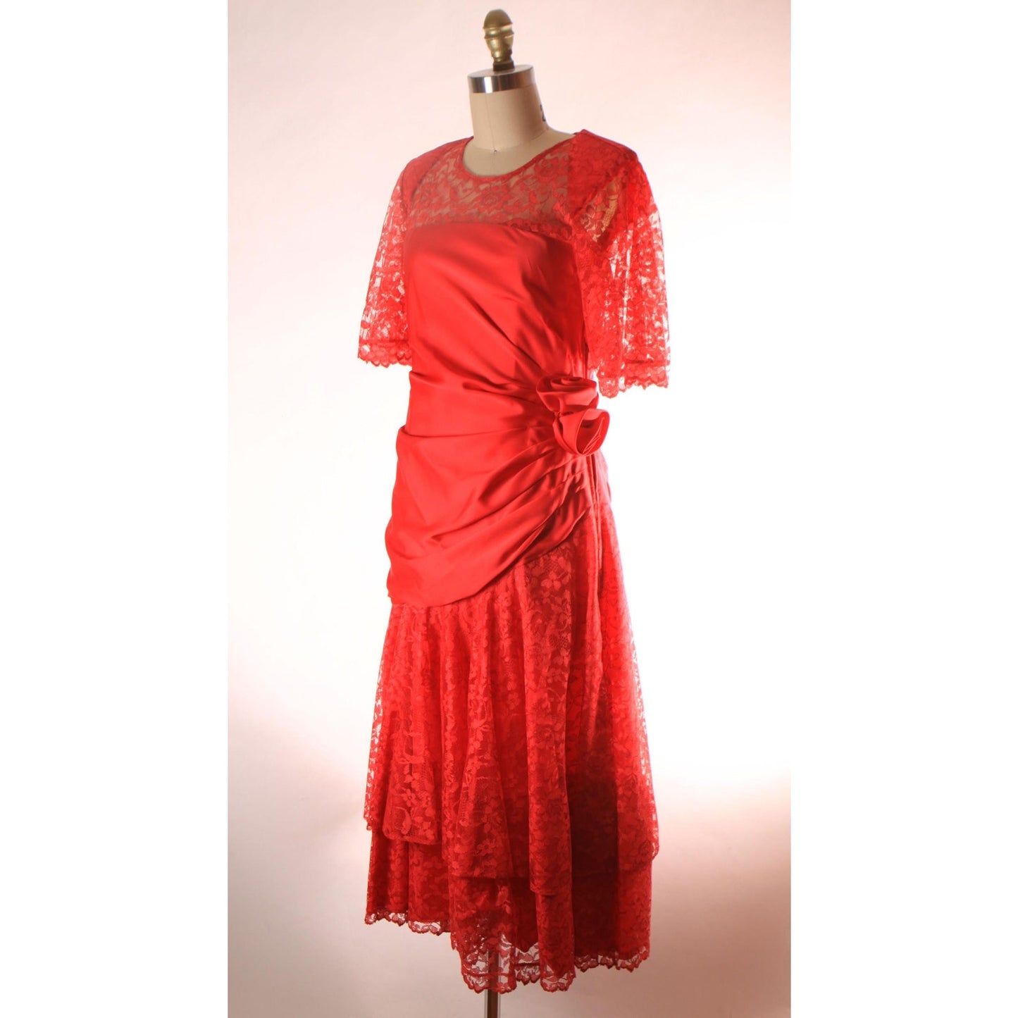 1980s Sheer Red Lace Half Sleeve Draped Drop Waist Rose Detail Lydia Deetz Formal Prom Dress -S