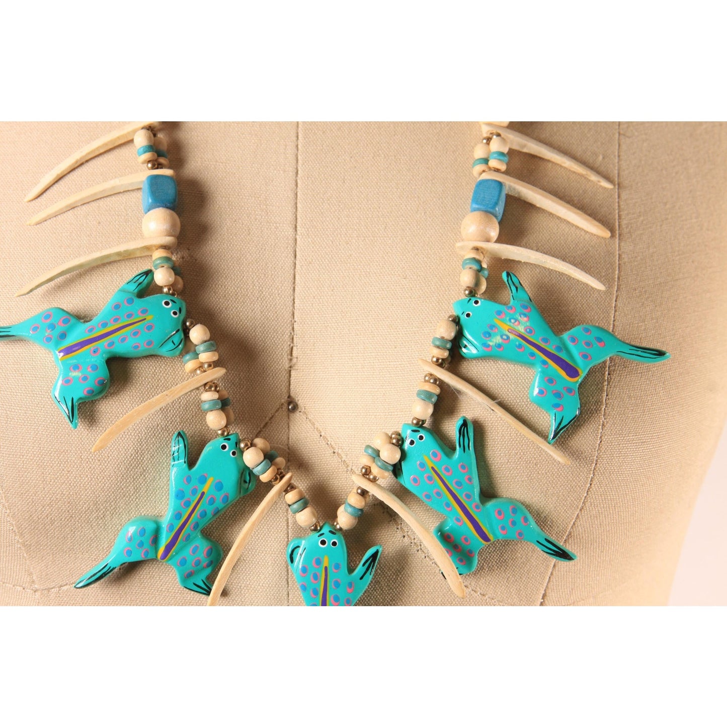1980s Cream and Blue Green Novelty Wood Carved Frog Beaded Necklace