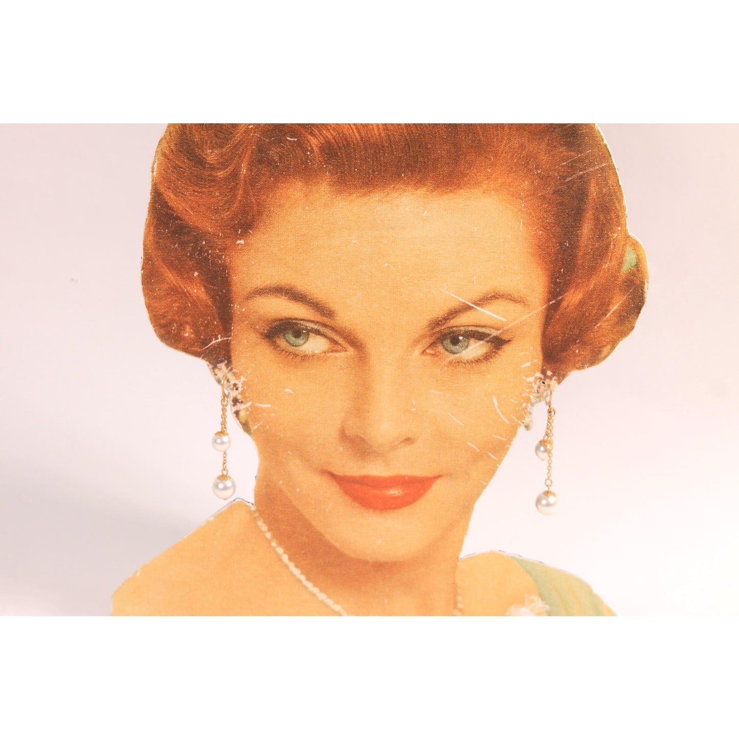1950s Gold Tone Metal Chain Faux Pearl Dangling Screw Back Earrings